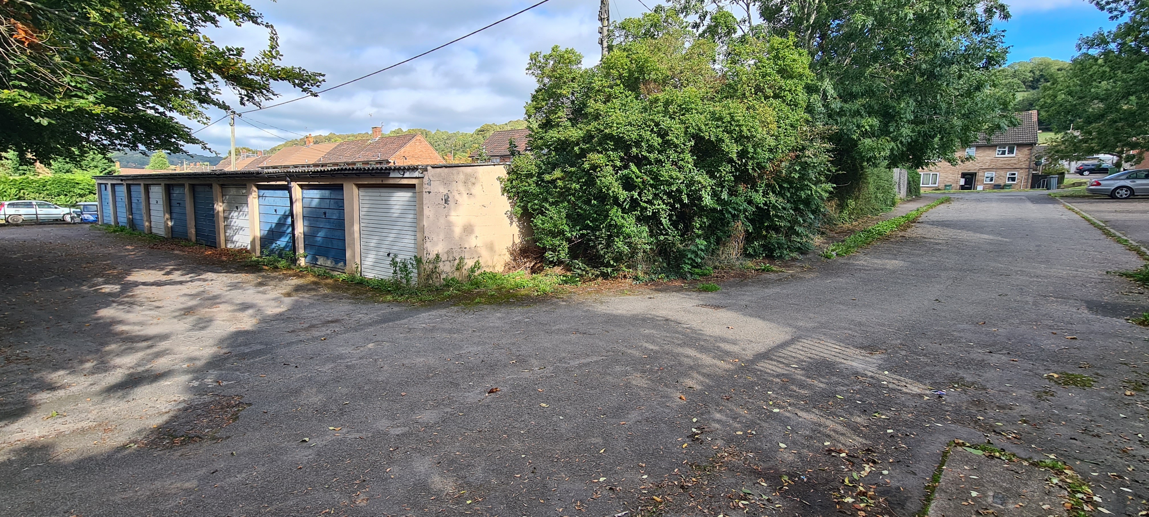 VACANT - Freehold Garage Site
