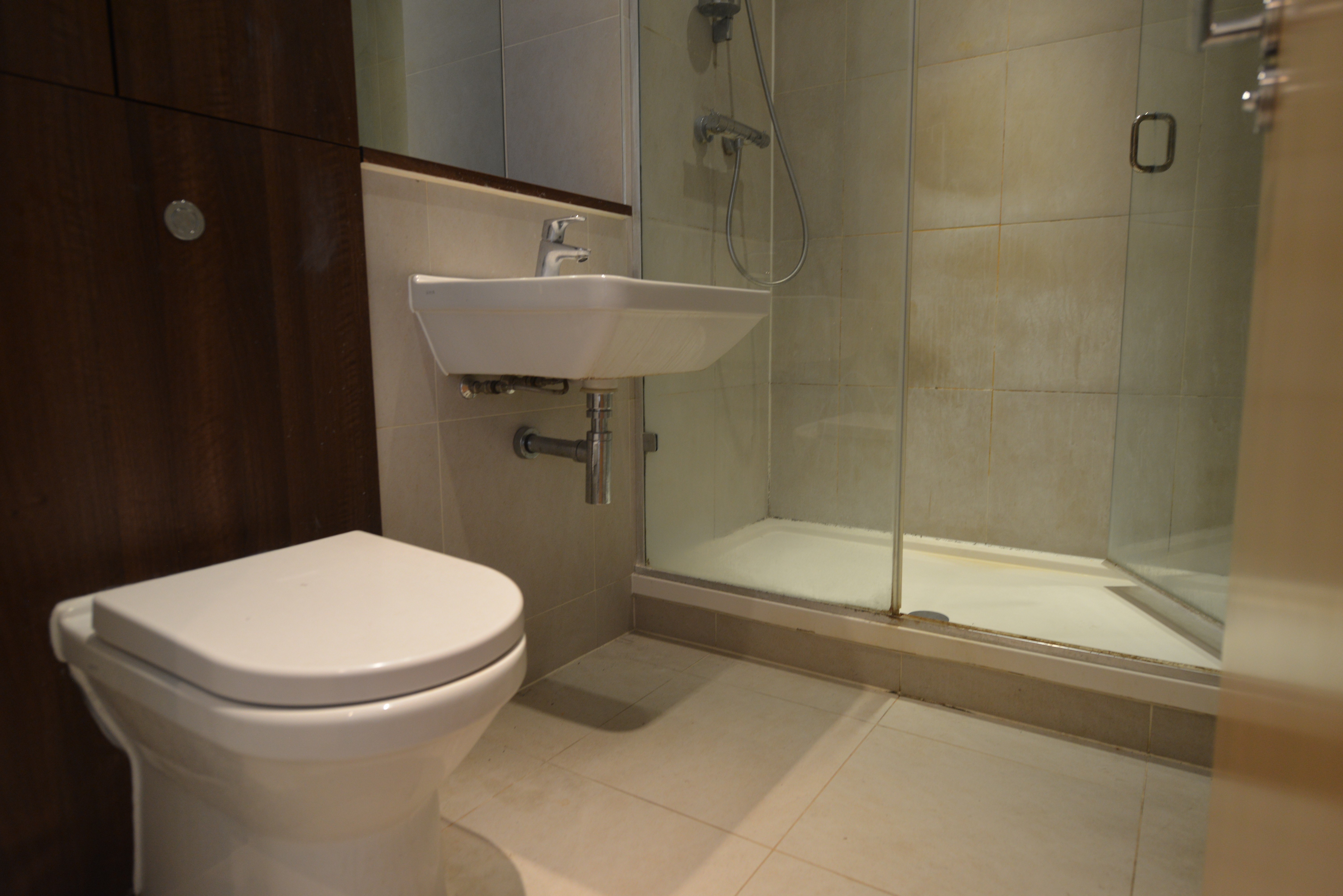 VACANT - Long Leasehold Self Contained First Floor Flat in a Berkeley Homes Development