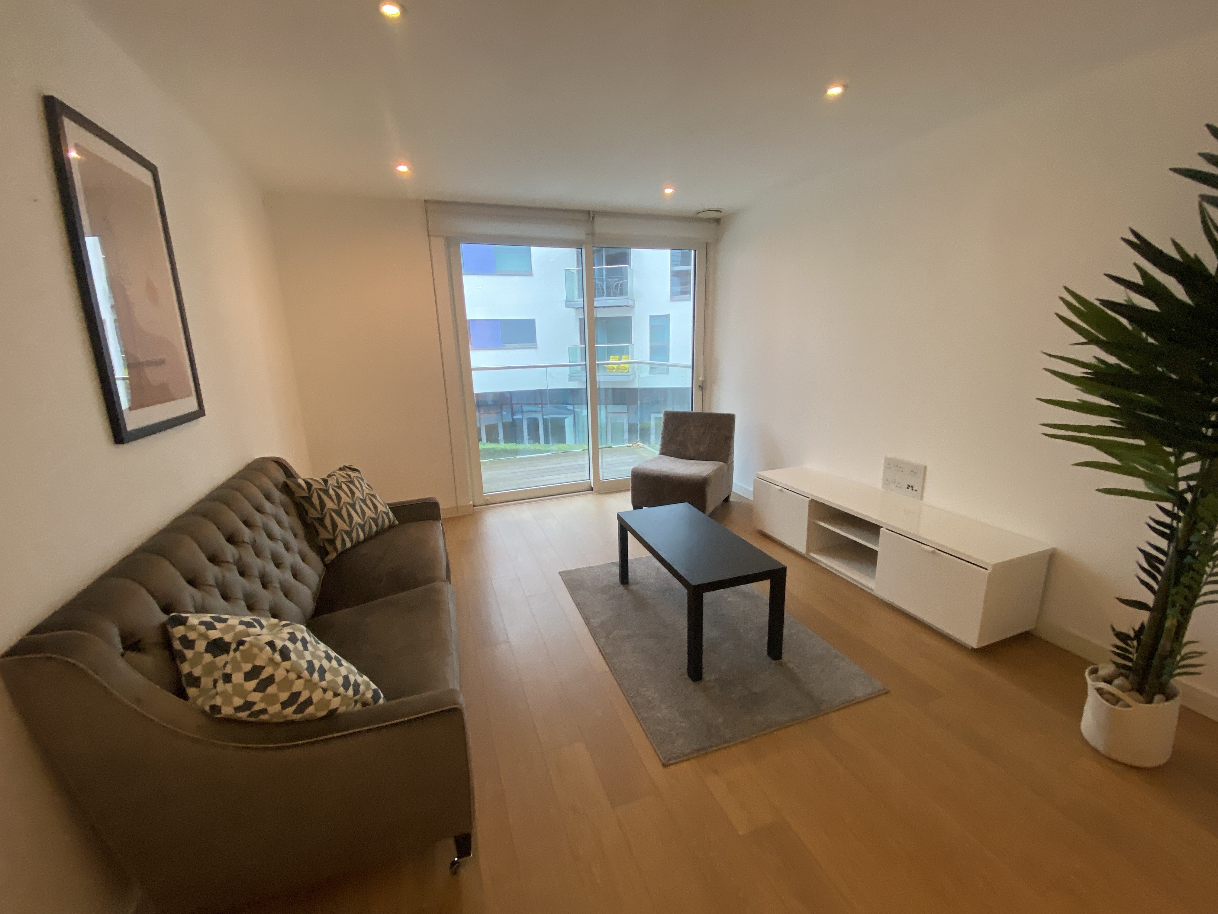VACANT - Long Leasehold Self Contained First Floor Flat in a Berkeley Homes Development