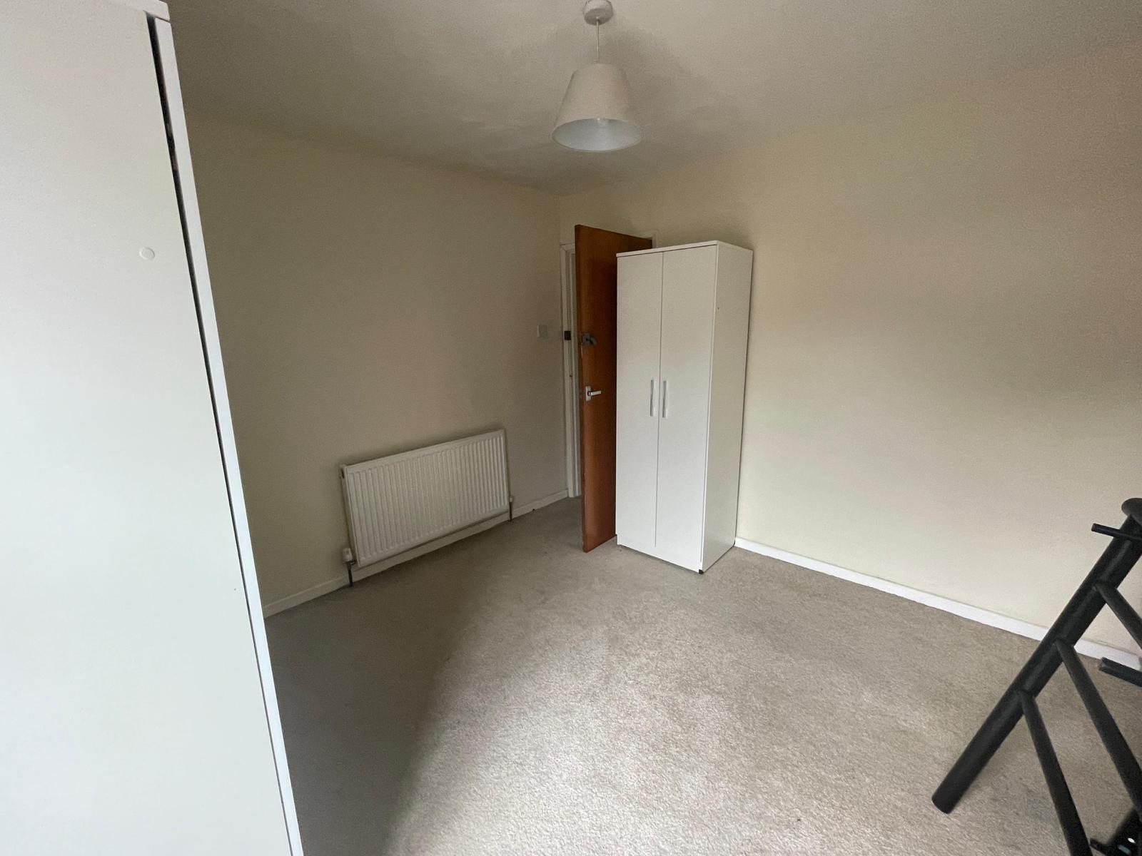 VACANT - Freehold Mid Terrace House