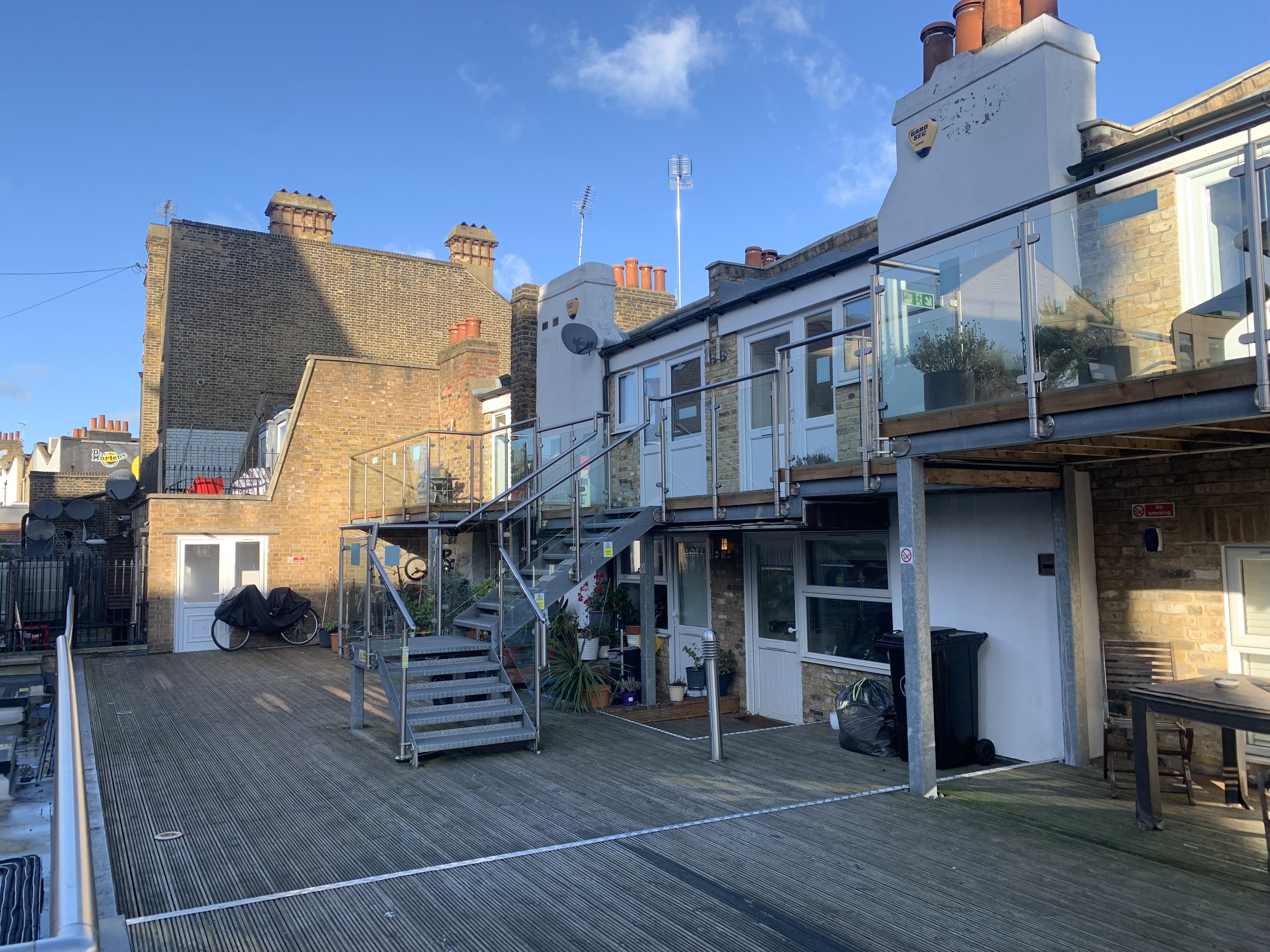 INVESTMENT - Leasehold Self Contained First Floor Flat