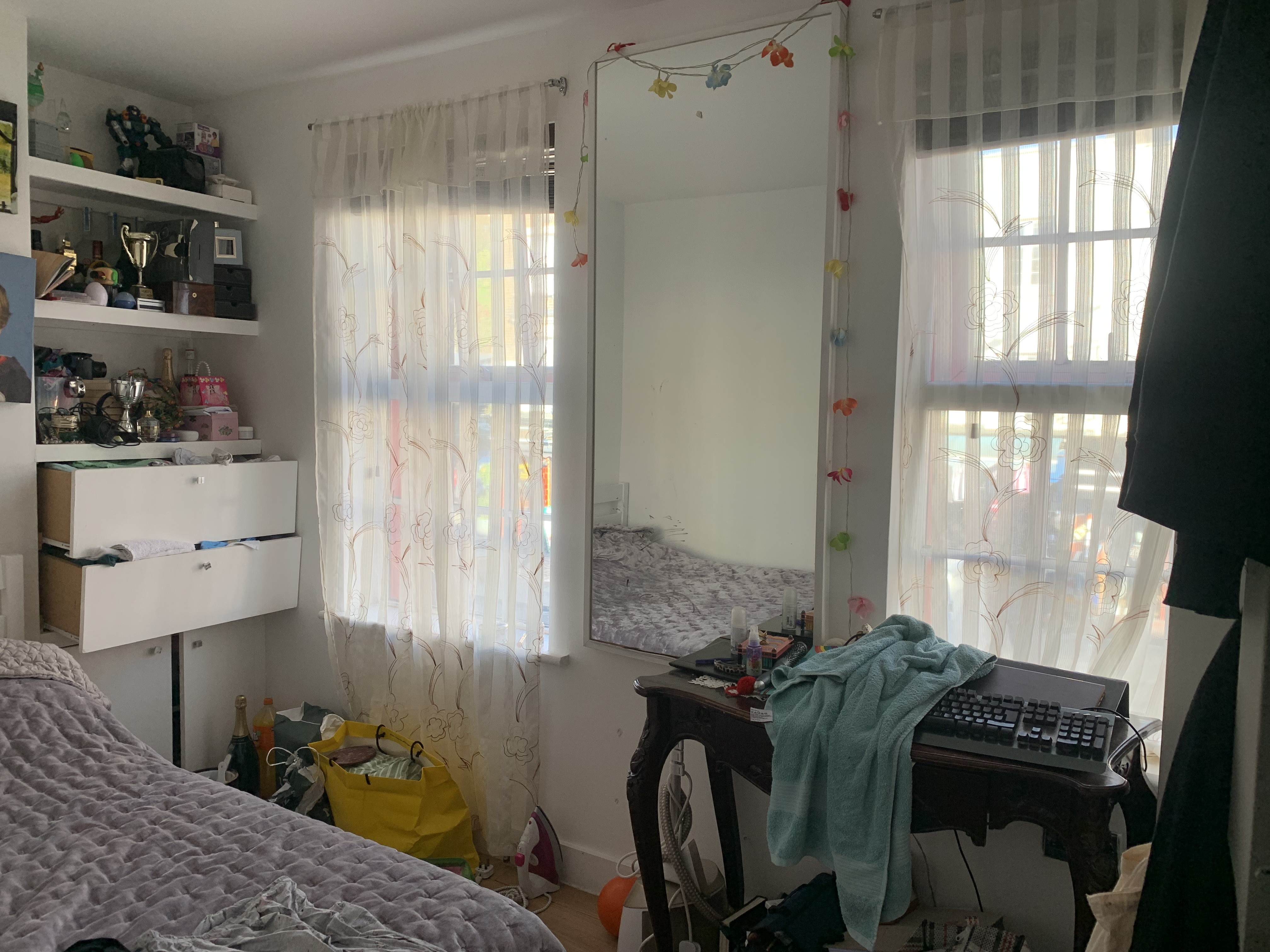 INVESTMENT - Leasehold Self Contained First Floor Flat