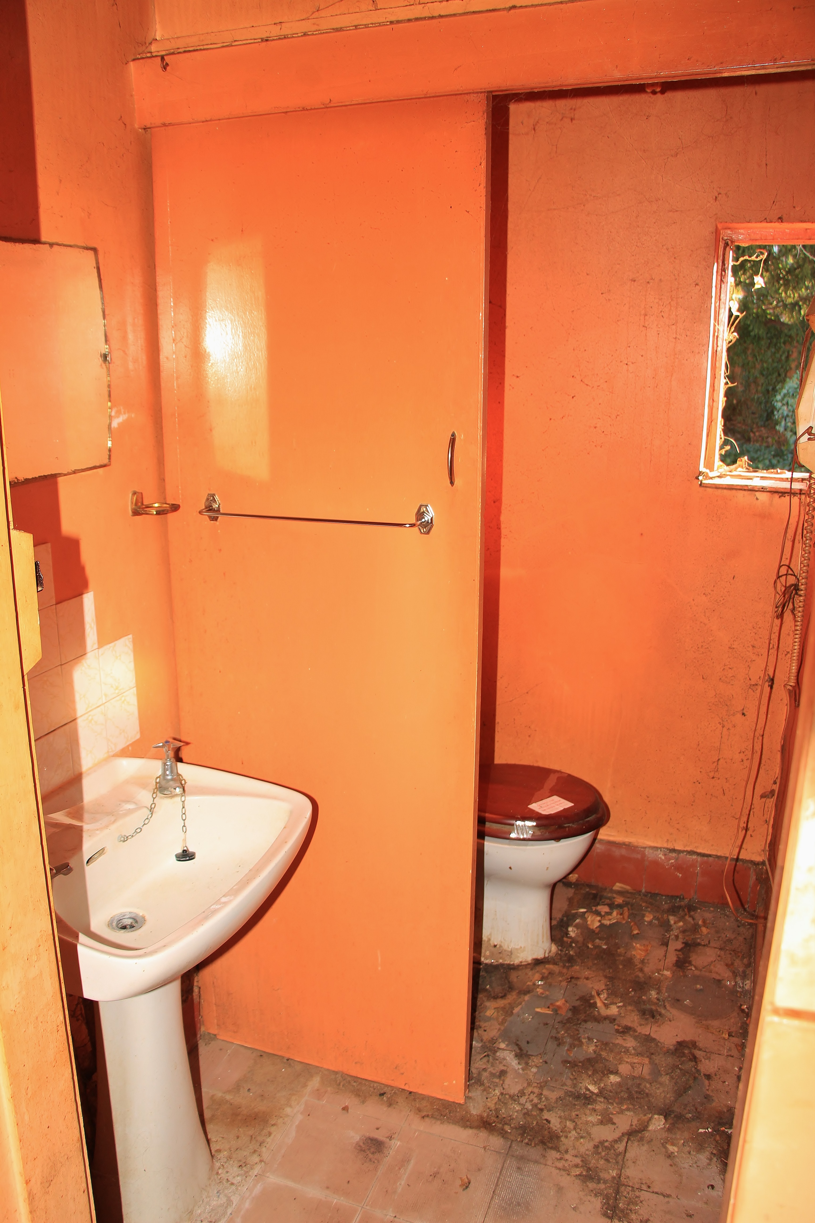VACANT - Freehold Semi Detached Building arranged to provide One self contained Flat and One self contained Maisonette