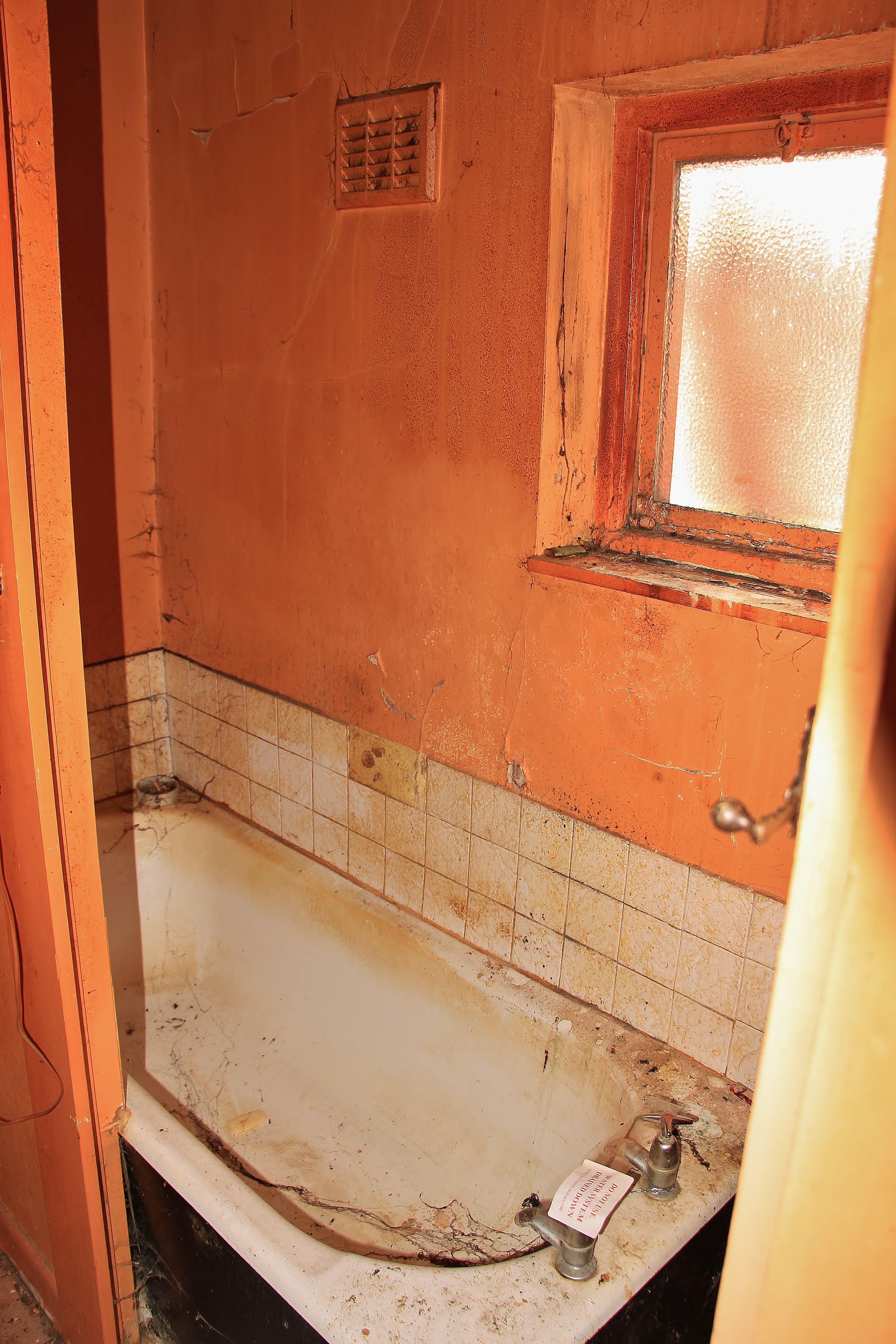 VACANT - Freehold Semi Detached Building arranged to provide One self contained Flat and One self contained Maisonette