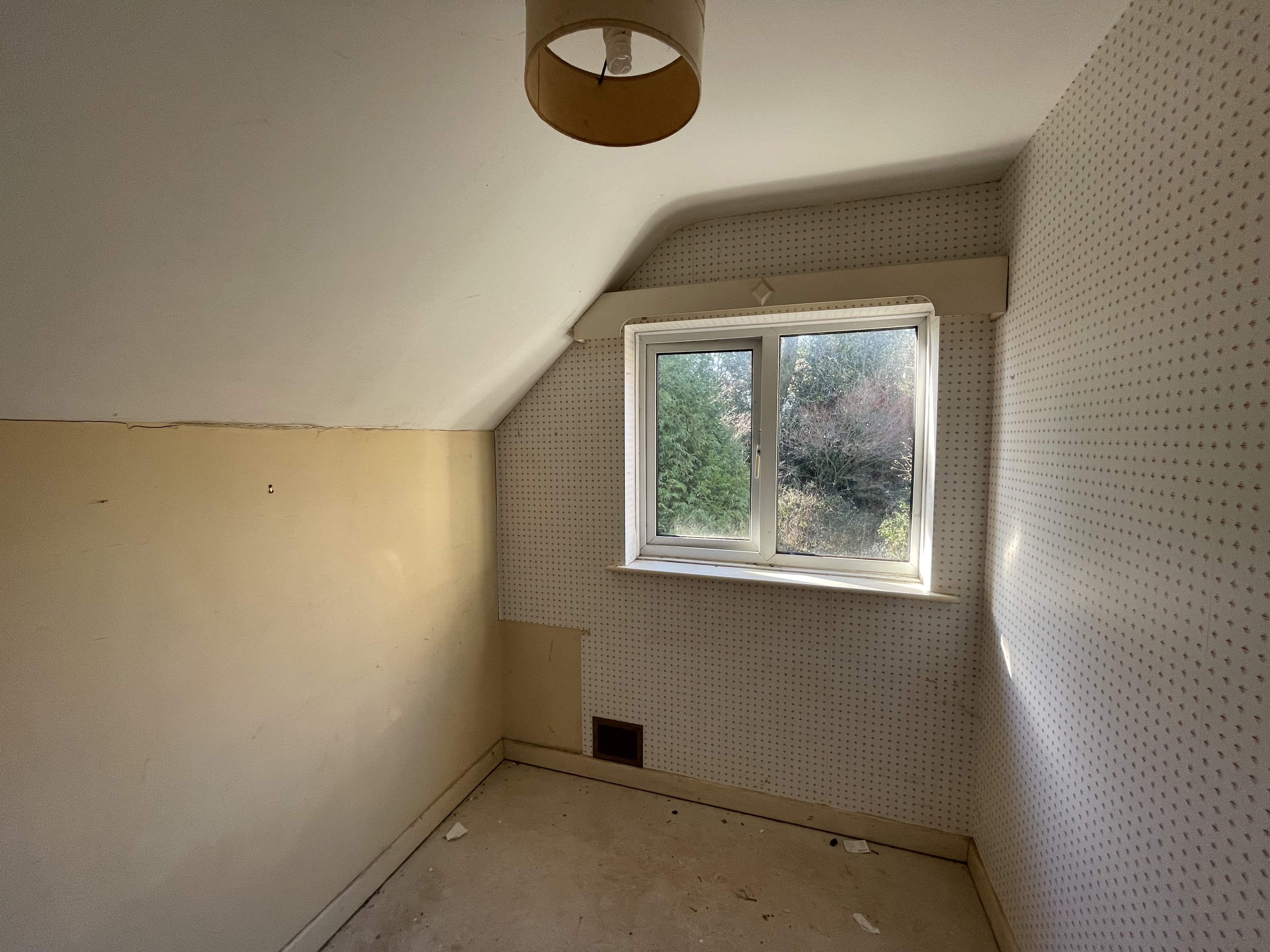 VACANT - Freehold Link Detached House