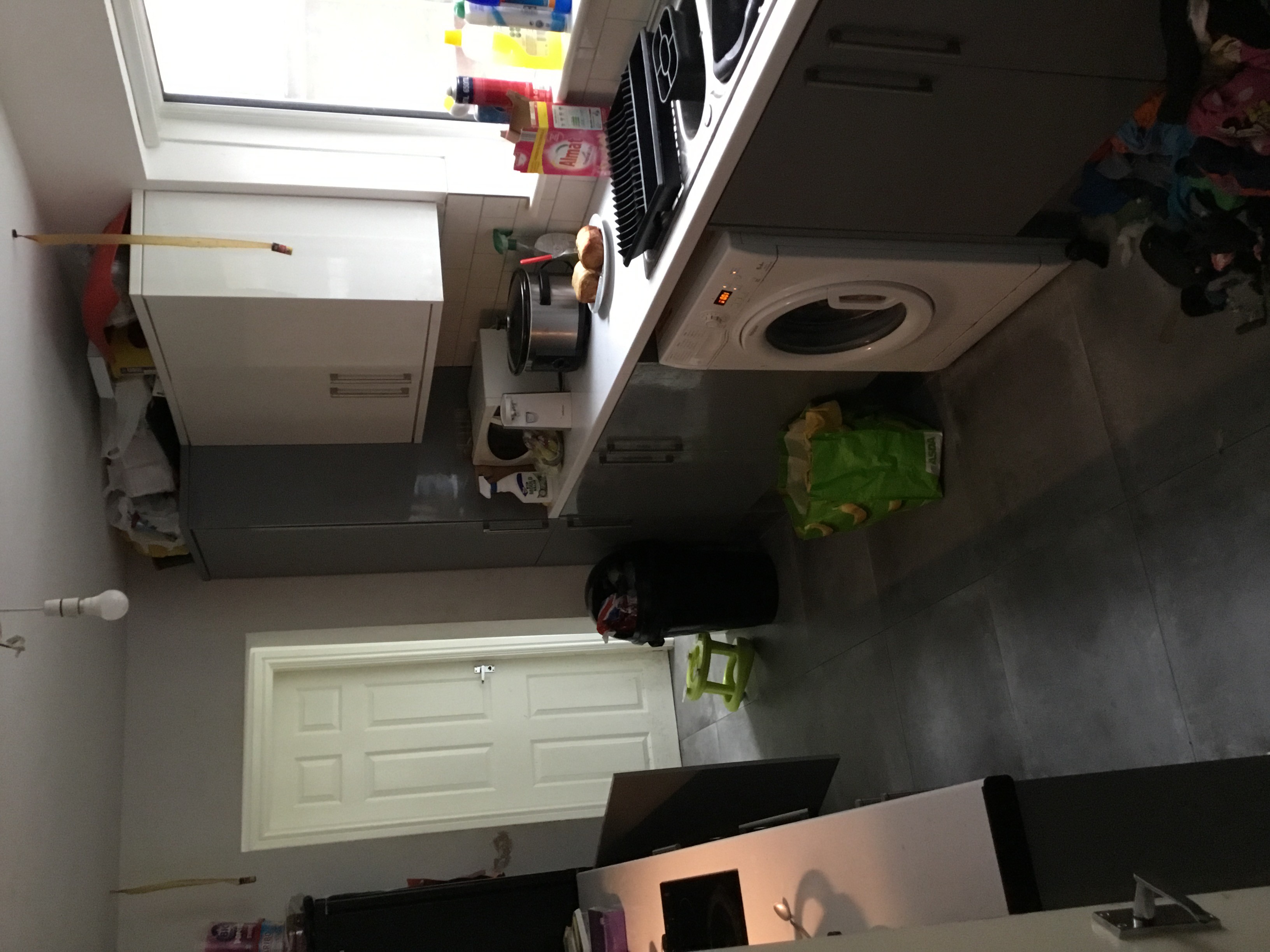 INVESTMENT - Freehold End of Terrace House