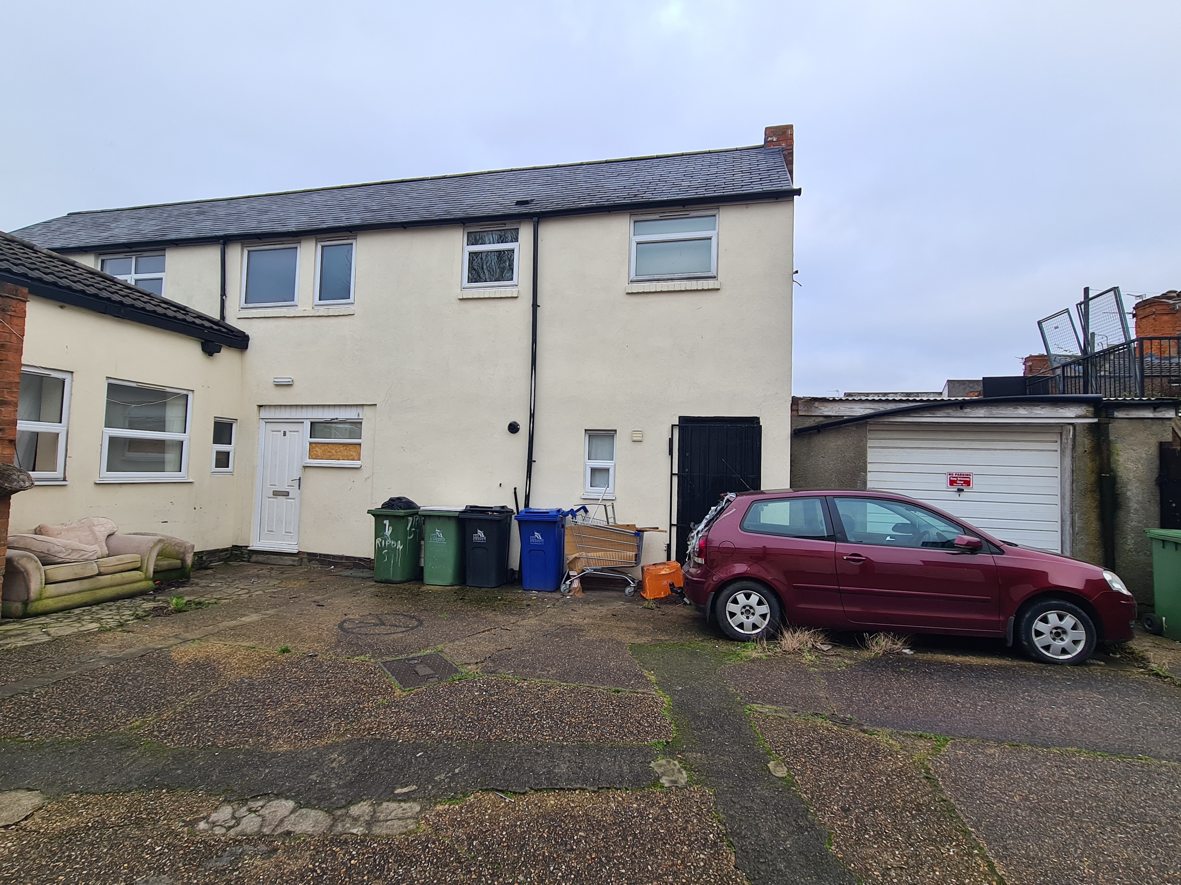 INVESTMENT - Freehold Terraced Buildings. Part Rented. Part Vacant