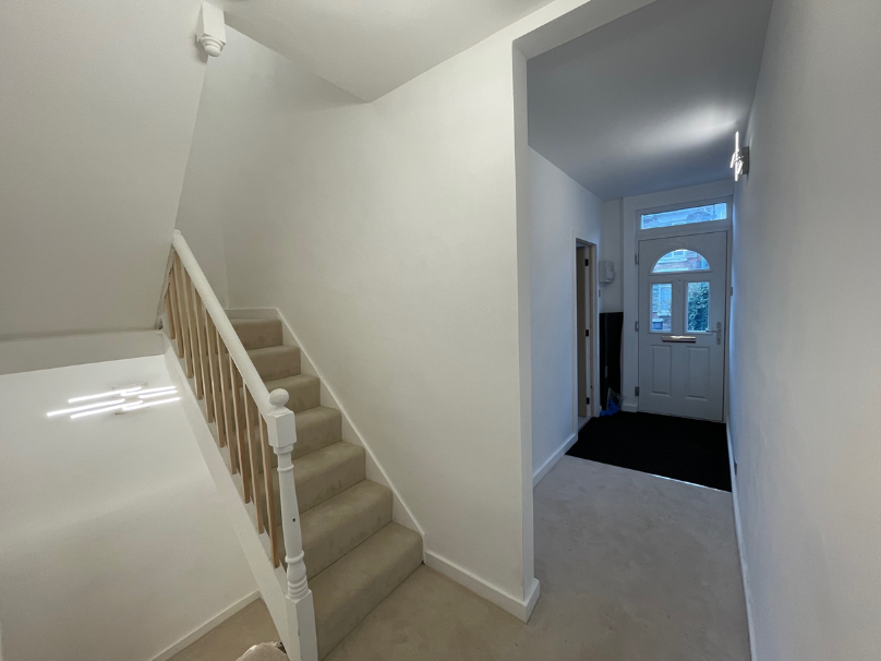 VACANT - Freehold Terrace Mid Terrace House