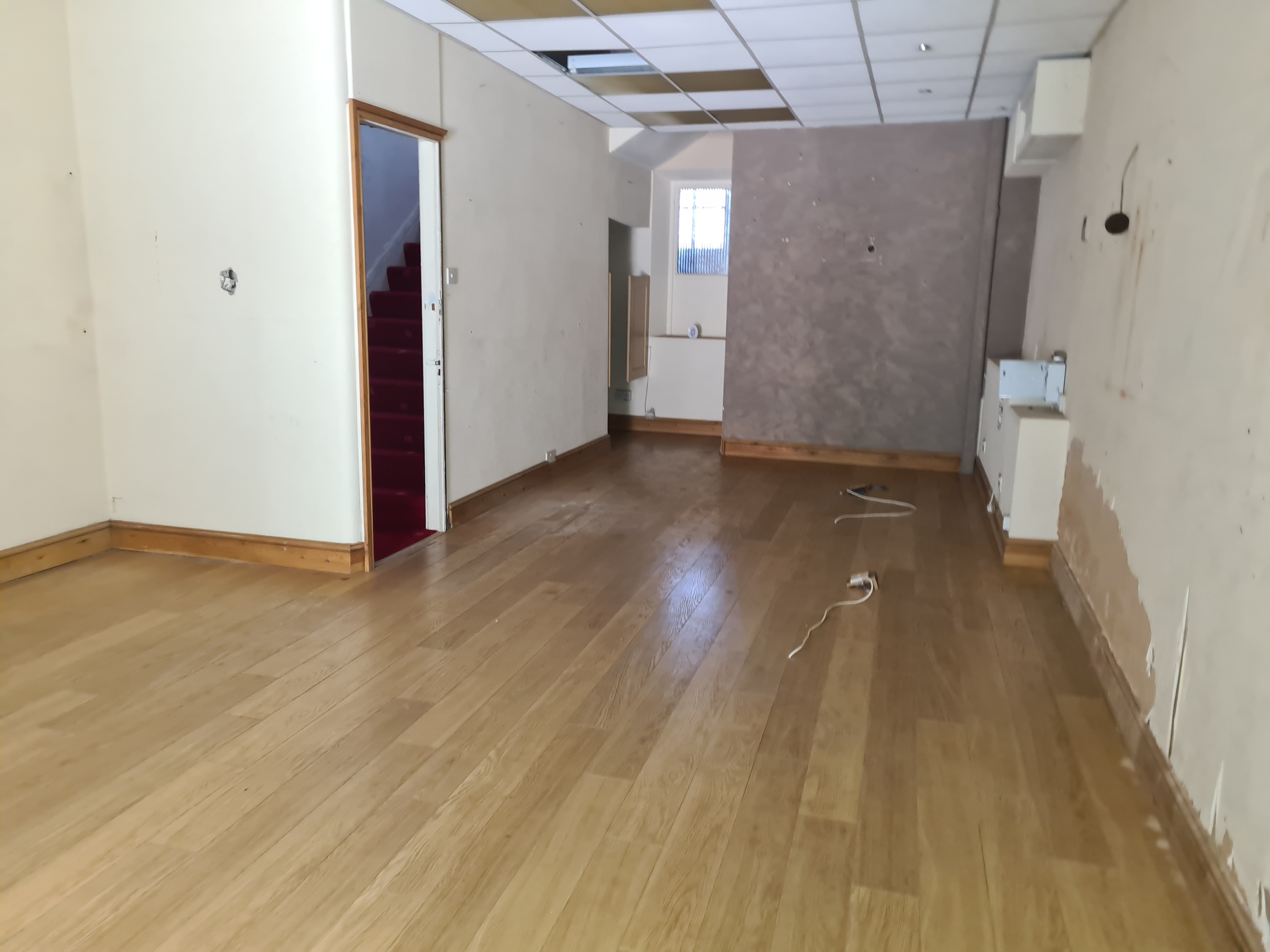 VACANT - Freehold Mid Terrace Grade II Listed Building with Possible  Development Potential