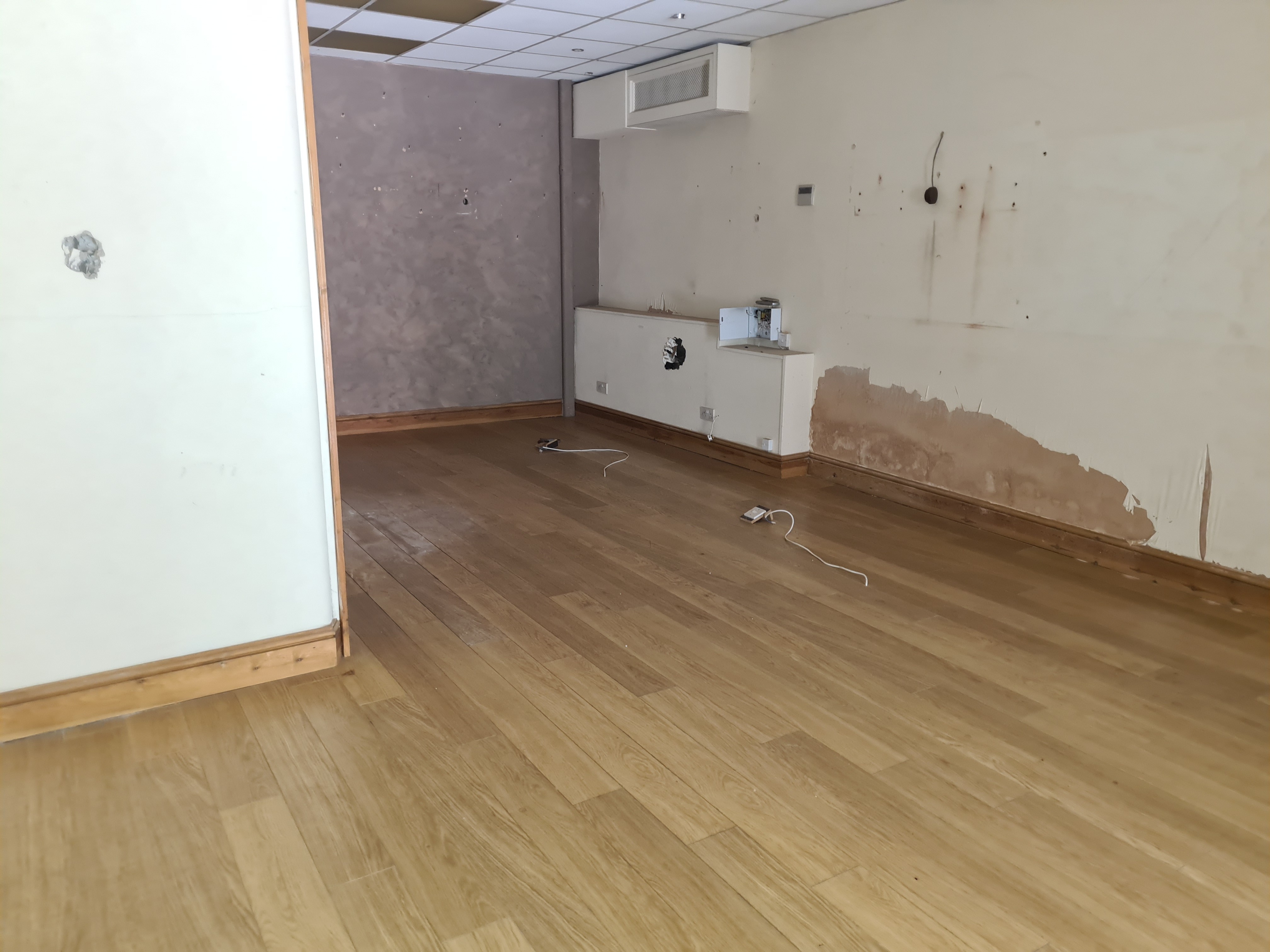 VACANT - Freehold Mid Terrace Grade II Listed Building with Possible  Development Potential