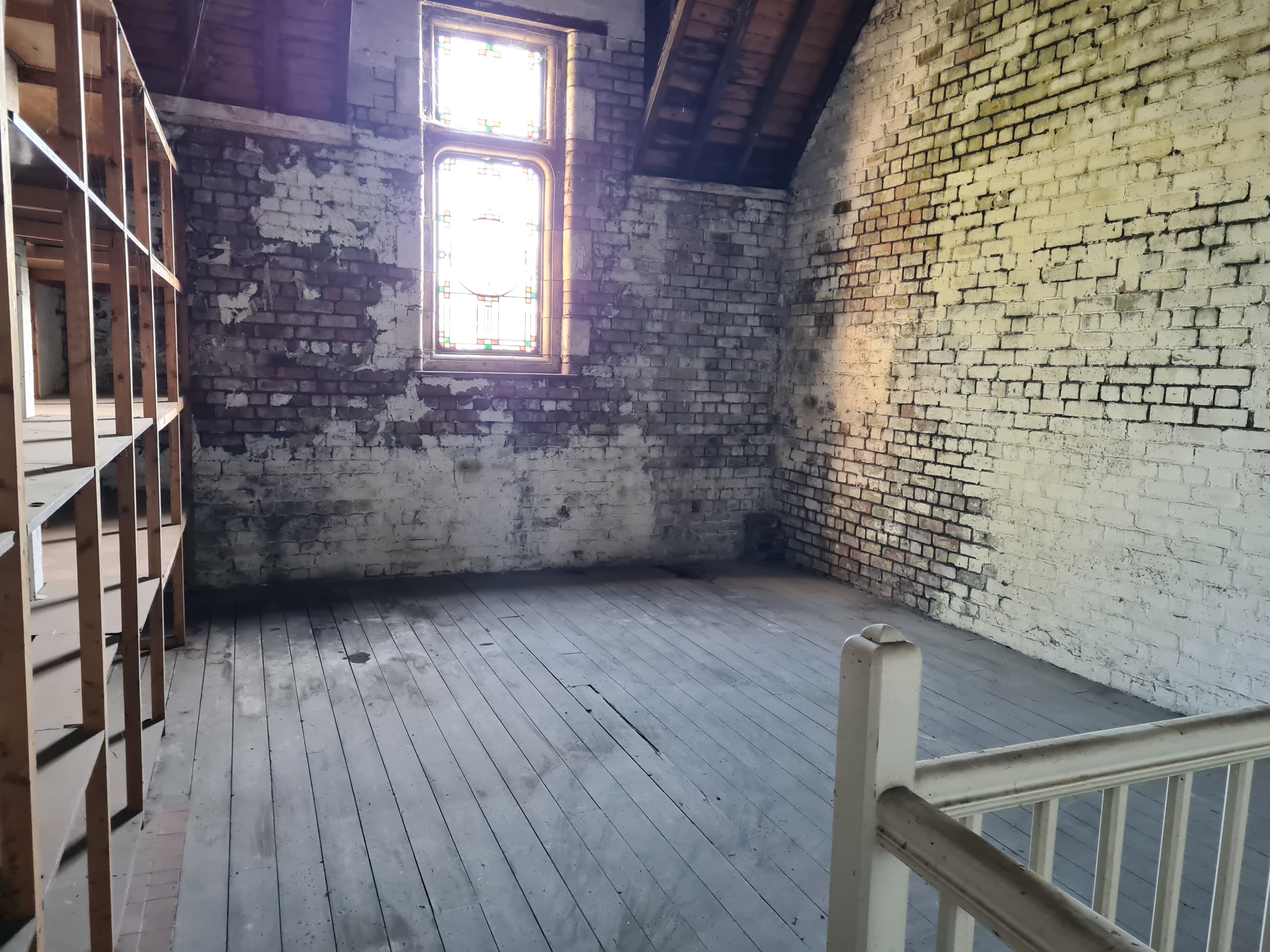 VACANT - Freehold Mid Terrace Grade II Listed Building with Possible  Development Potential