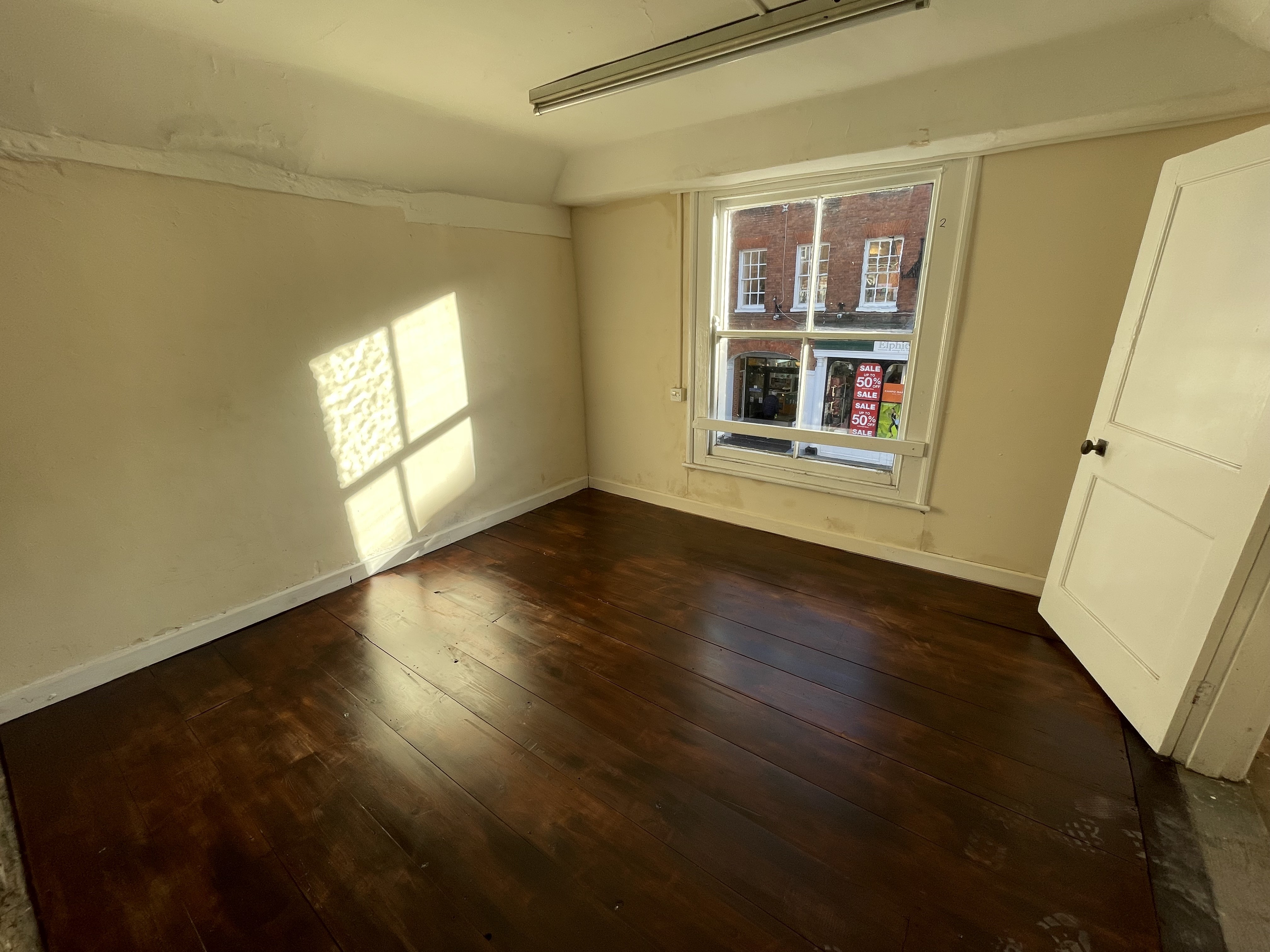 PART VACANT - Freehold Terraced Building 