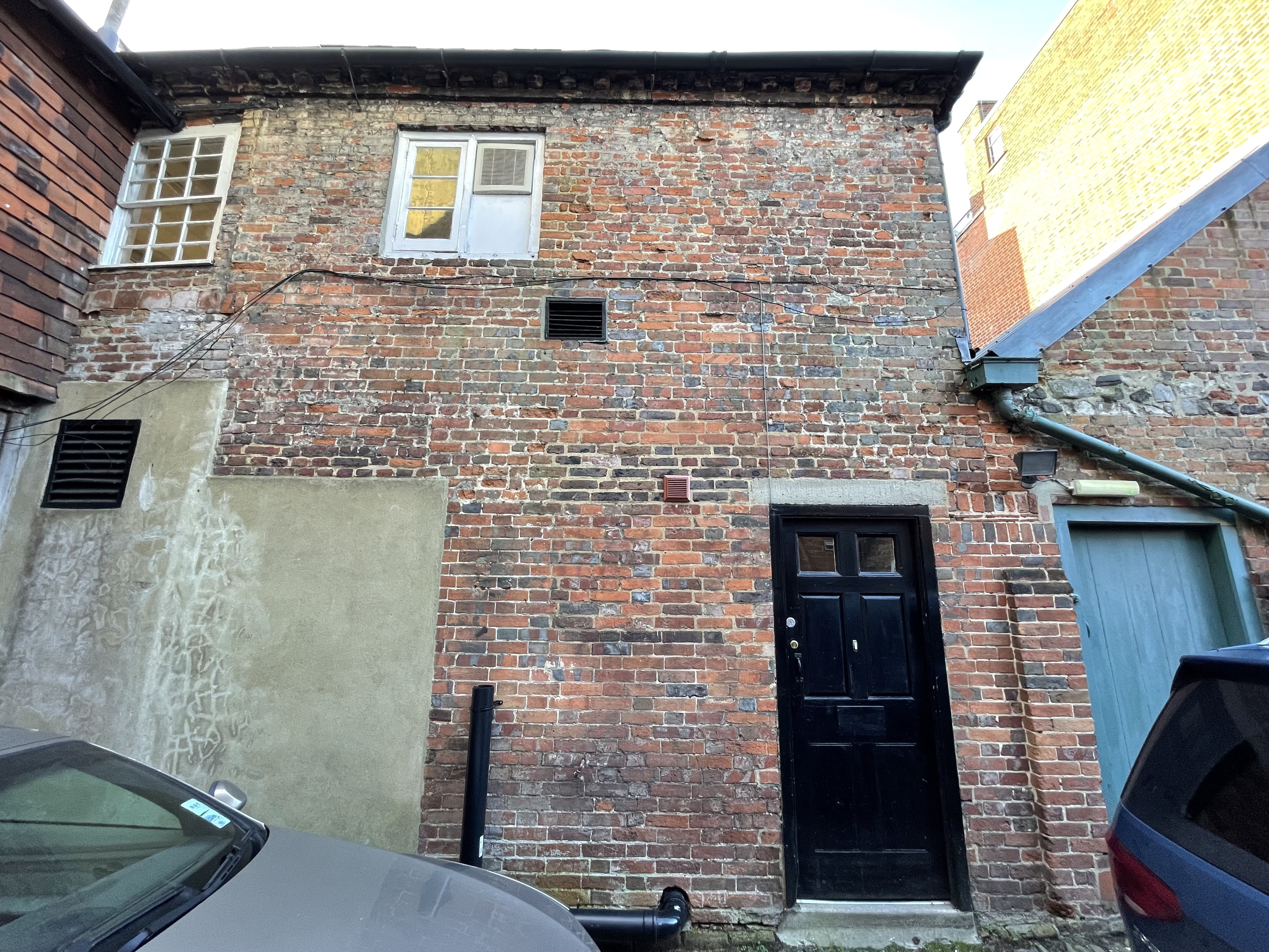 PART VACANT - Freehold Terraced Building 