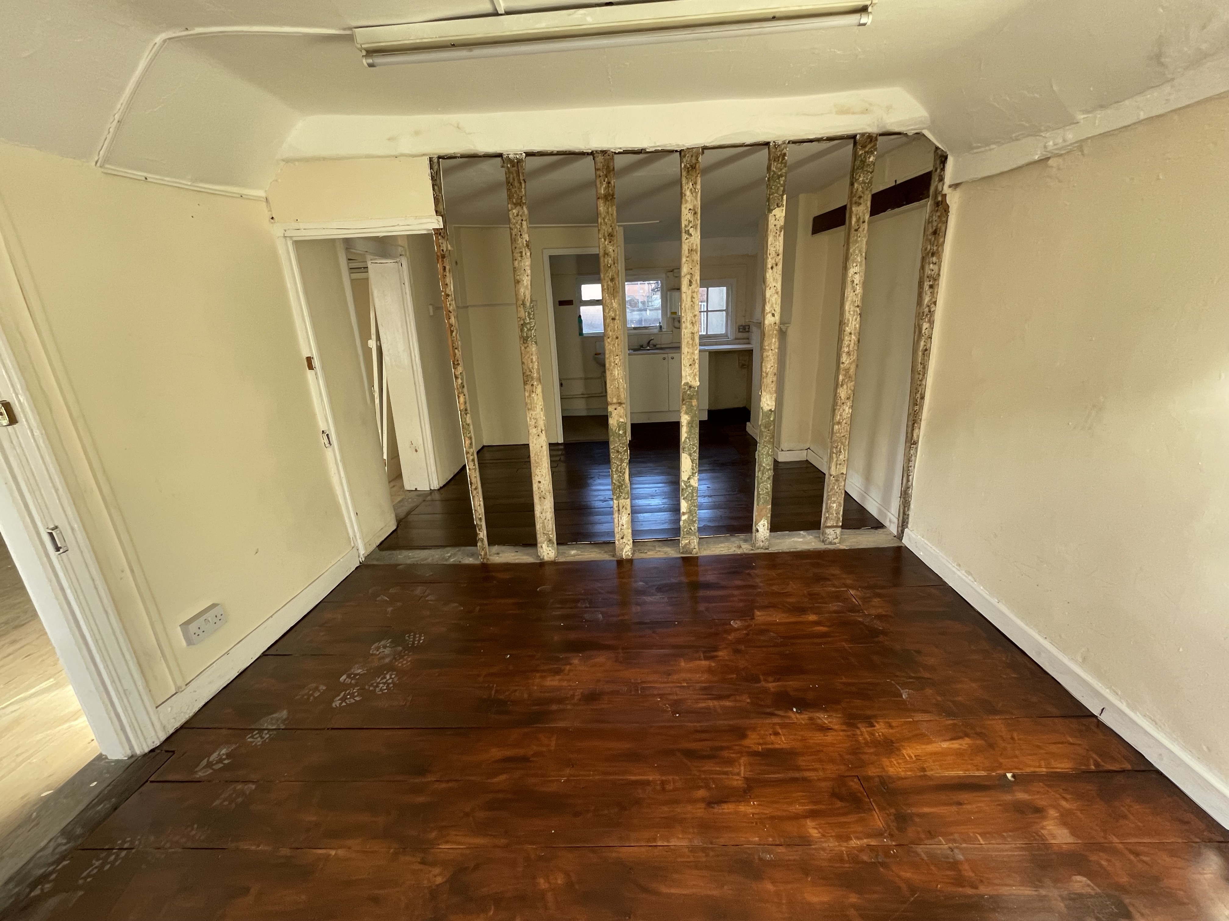 PART VACANT - Freehold Terraced Building 