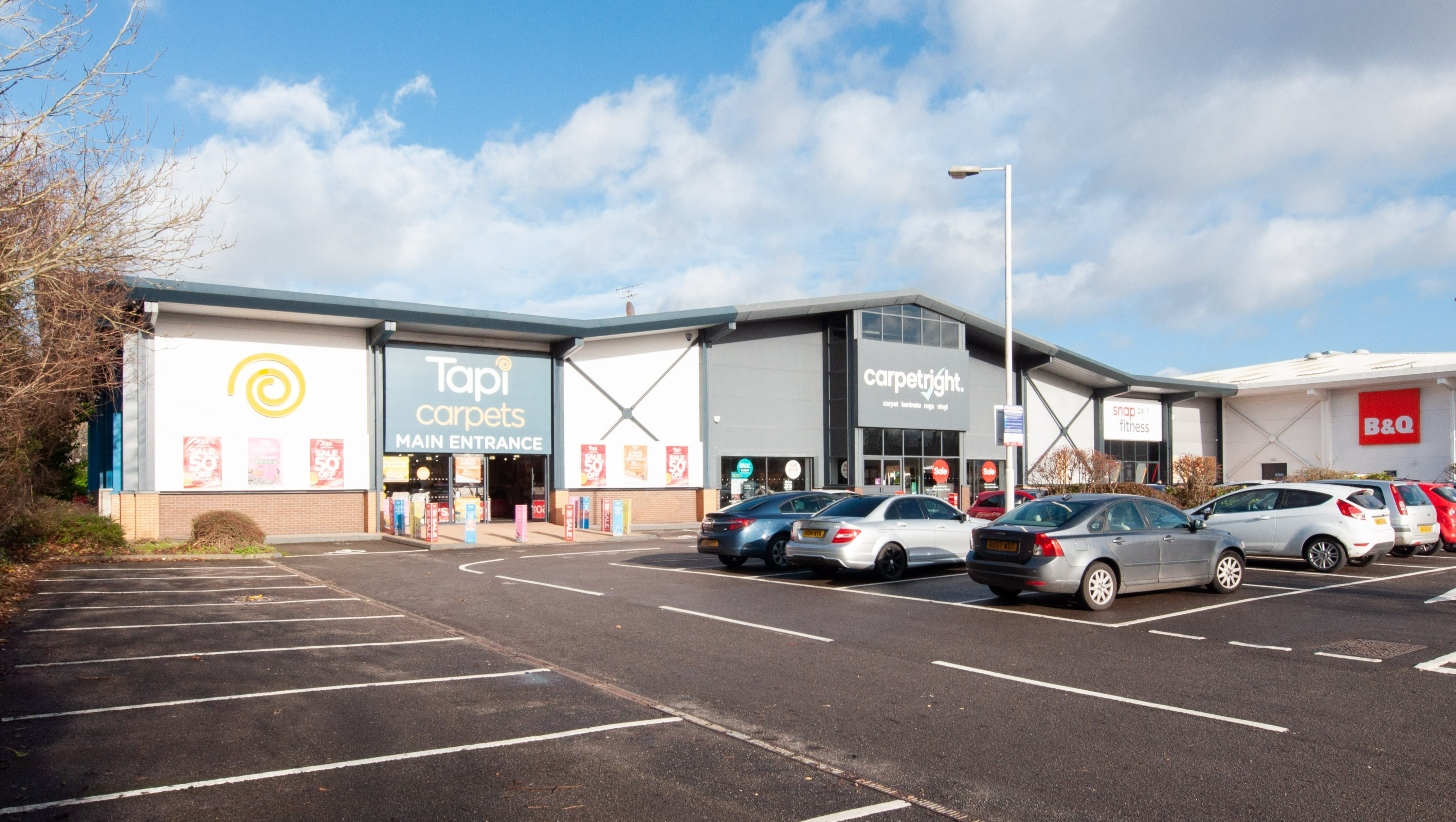 Long Leasehold Retail Warehouse Investment