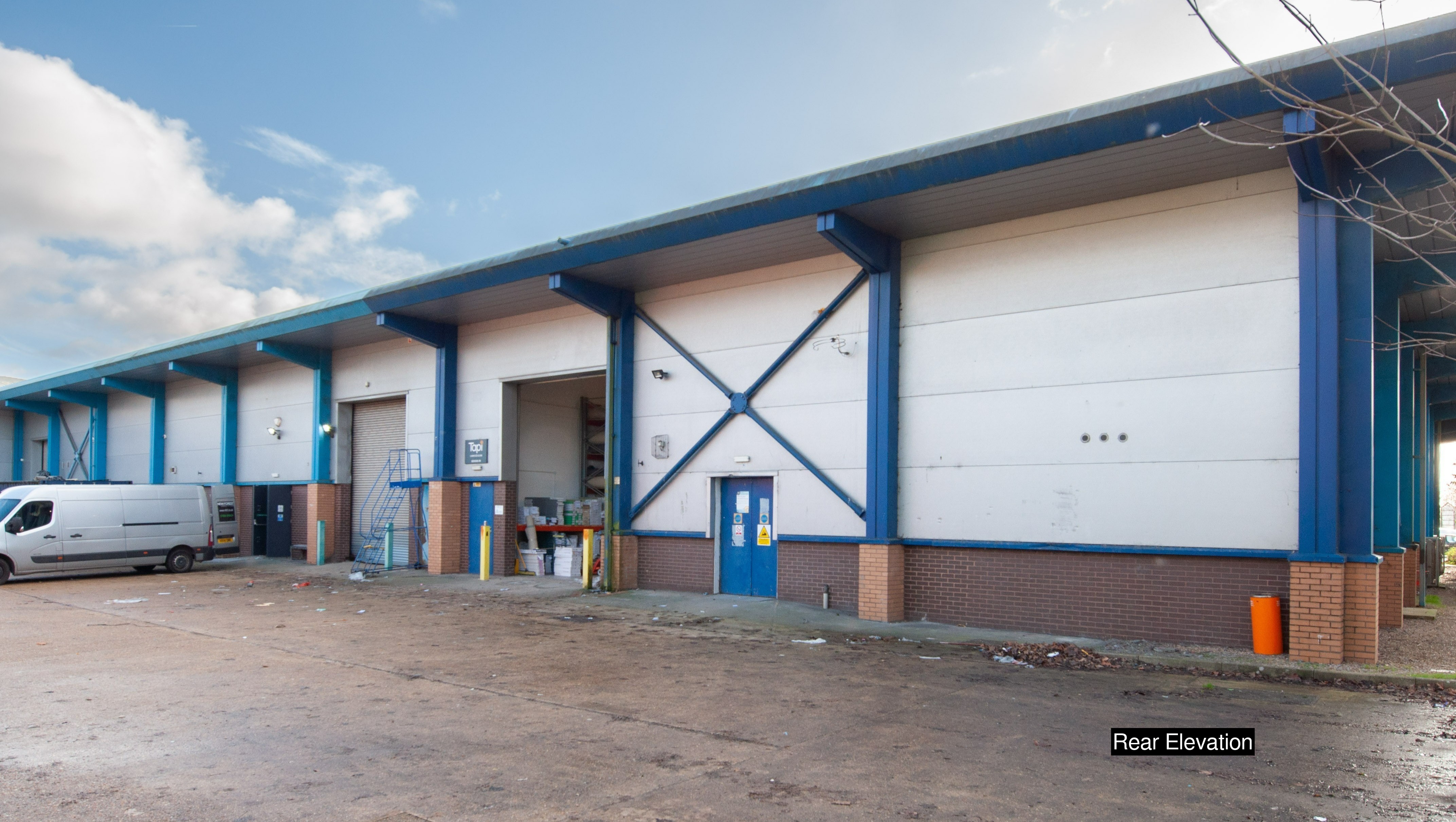 Long Leasehold Retail Warehouse Investment