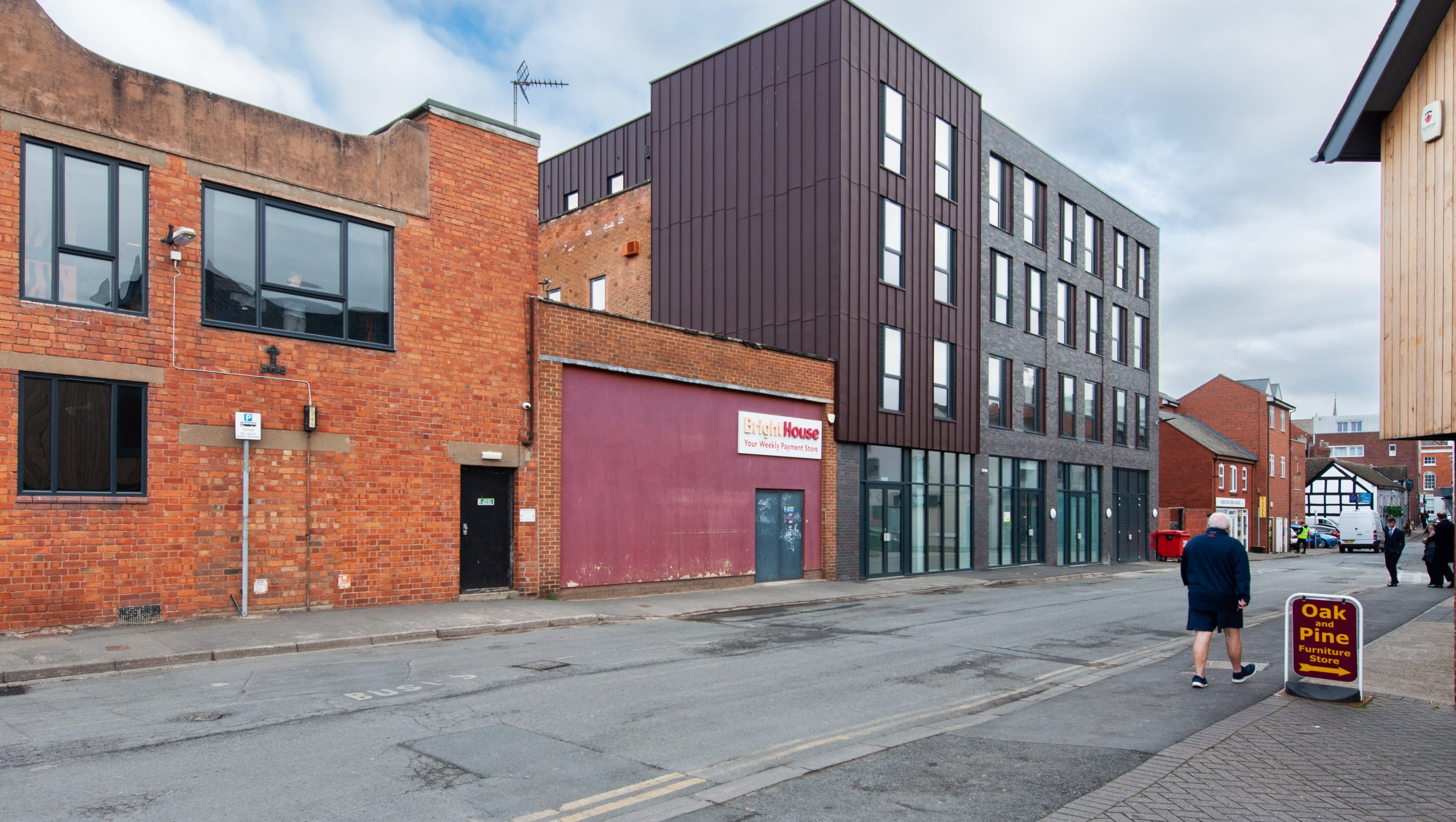 Vacant Freehold Shop with Planning permission for Residential