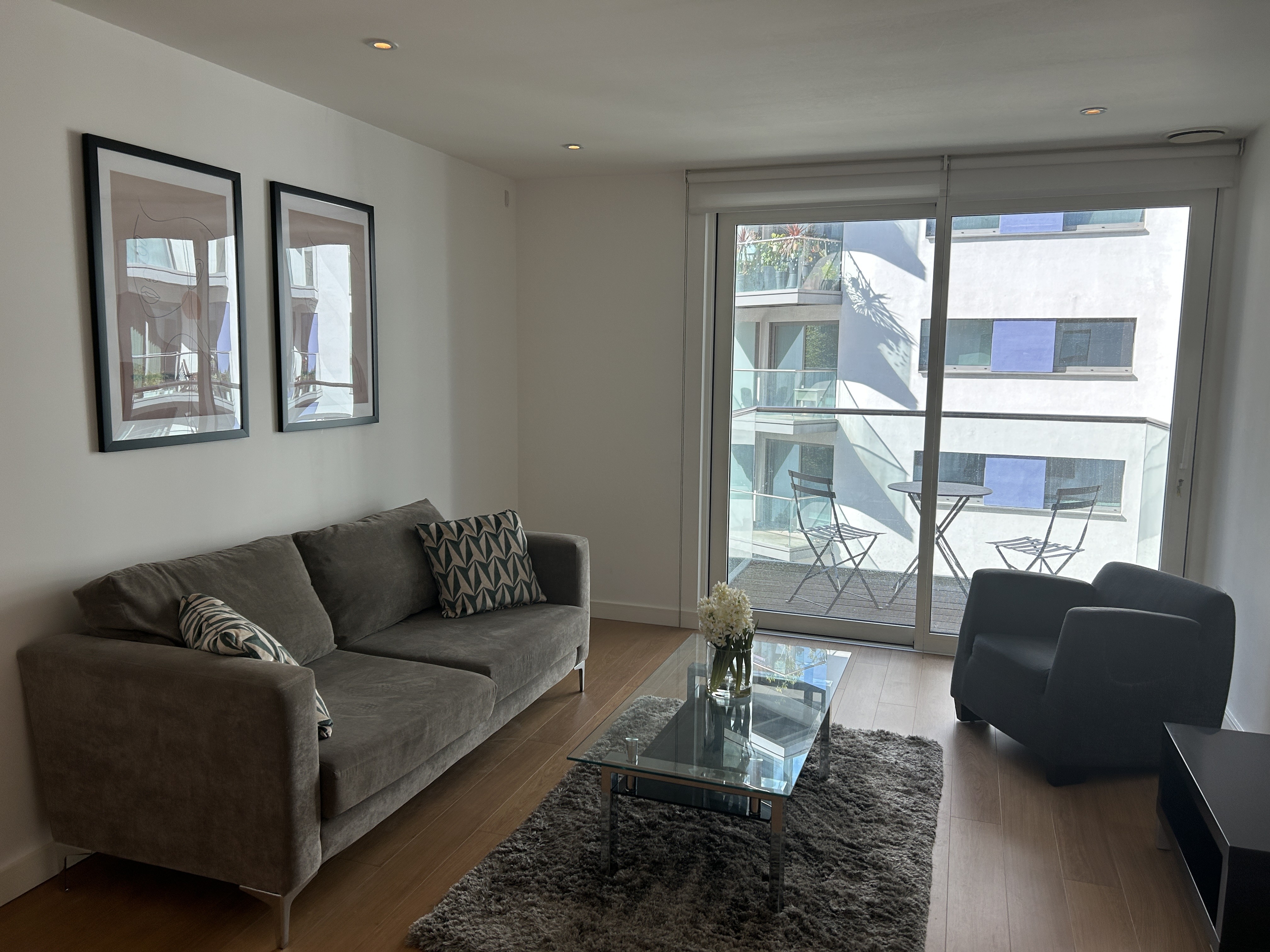 VACANT - Long Leasehold Self Contained Second Floor Flat in a Berkeley Homes Development