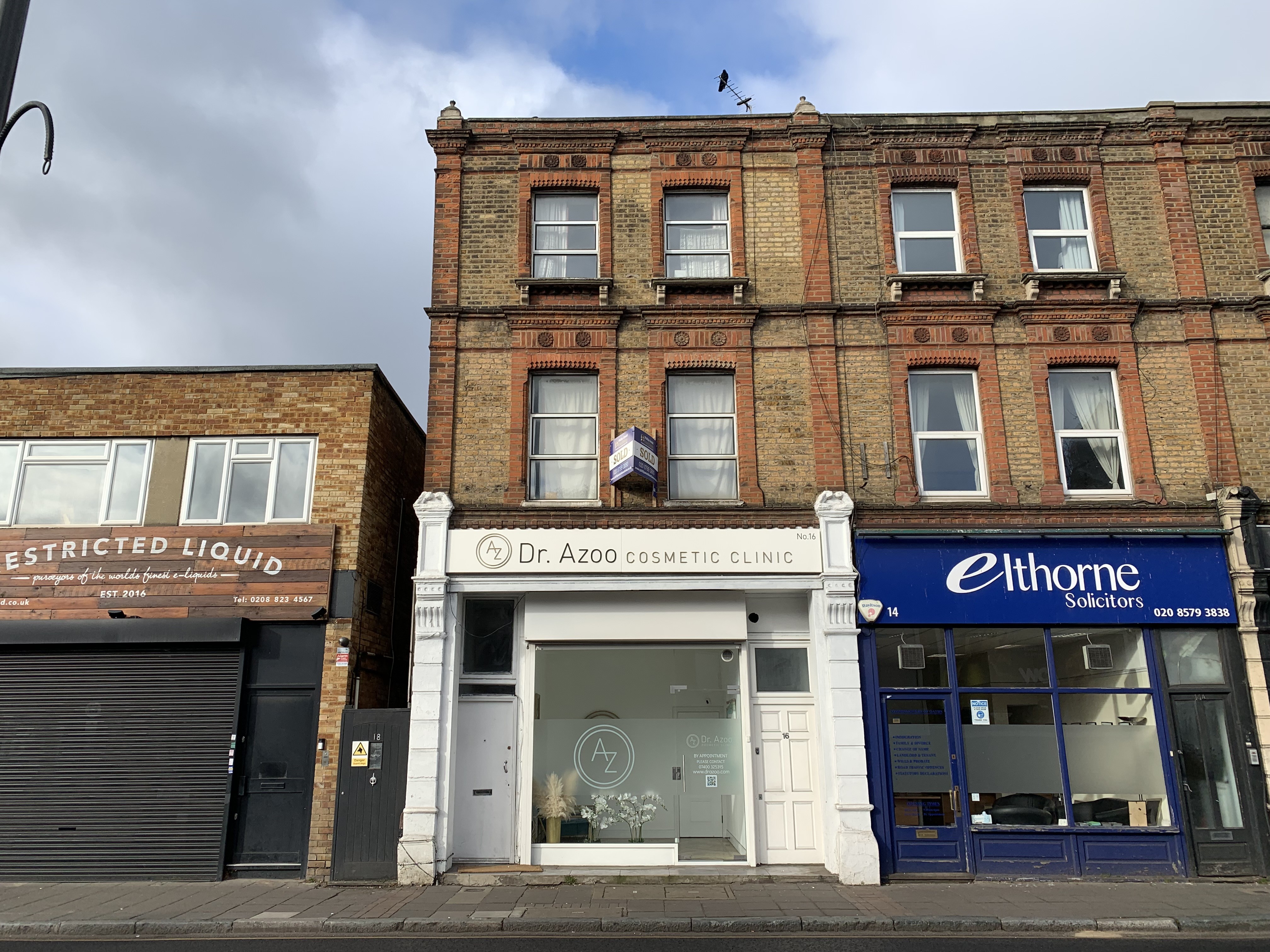 INVESTMENT - Freehold Building 