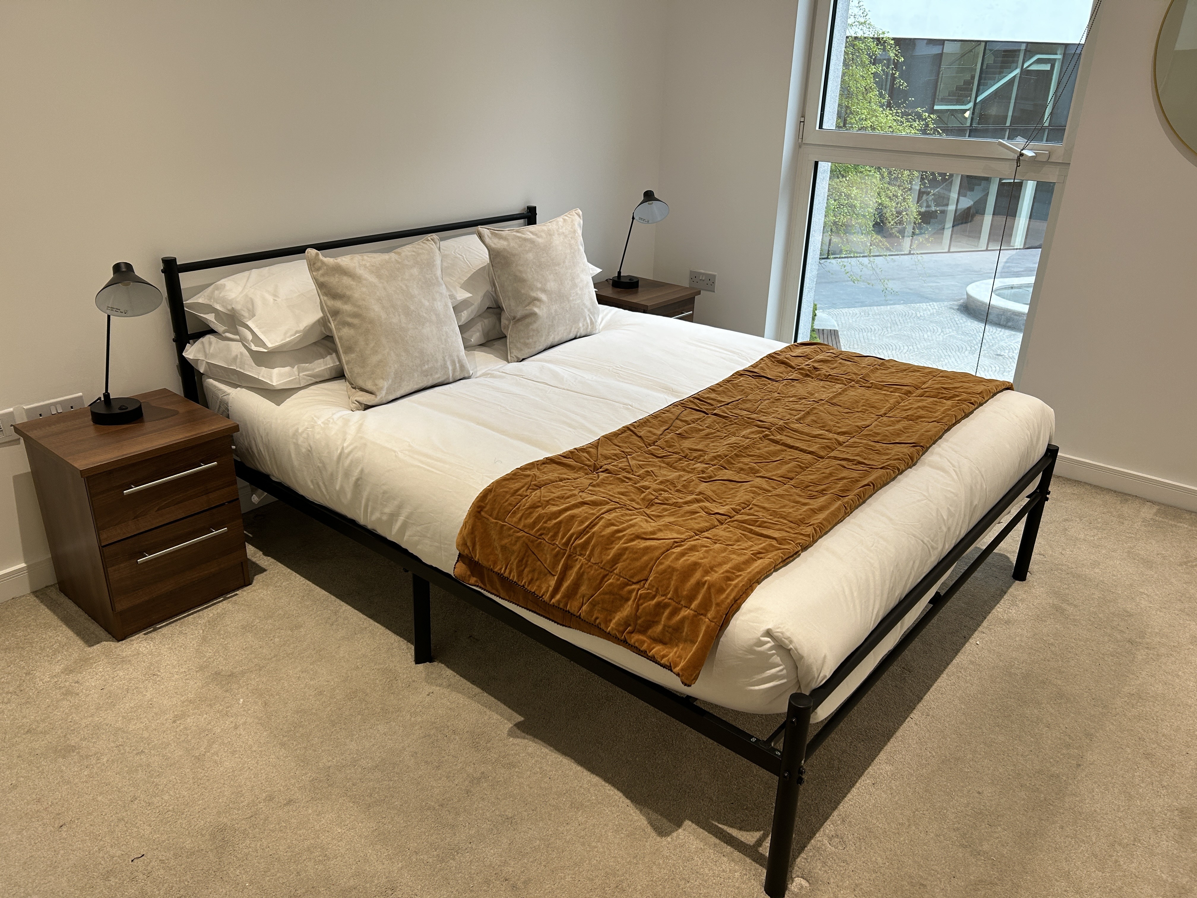 VACANT - Leasehold Self Contained Flat