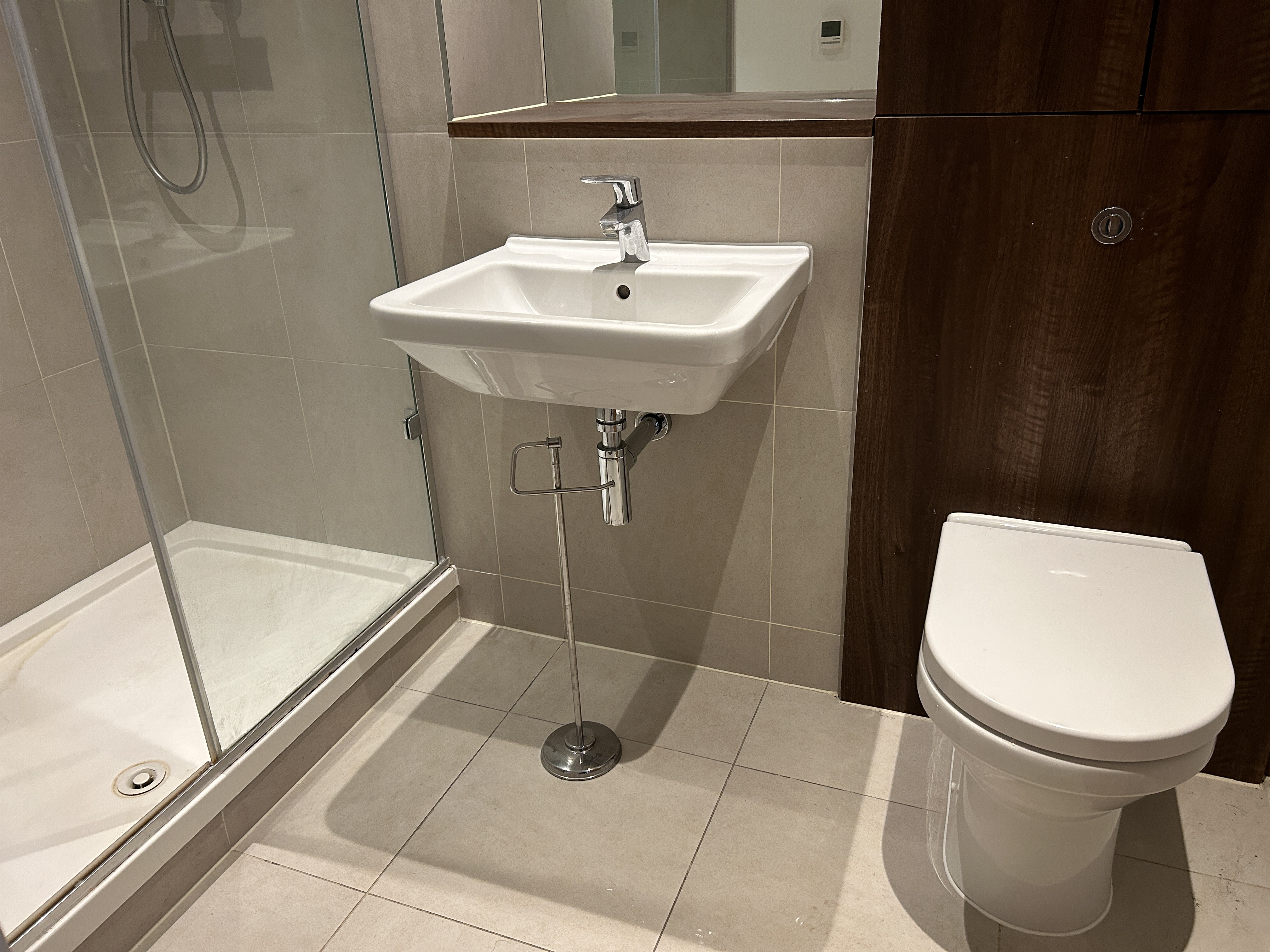 VACANT - Leasehold Self Contained Flat