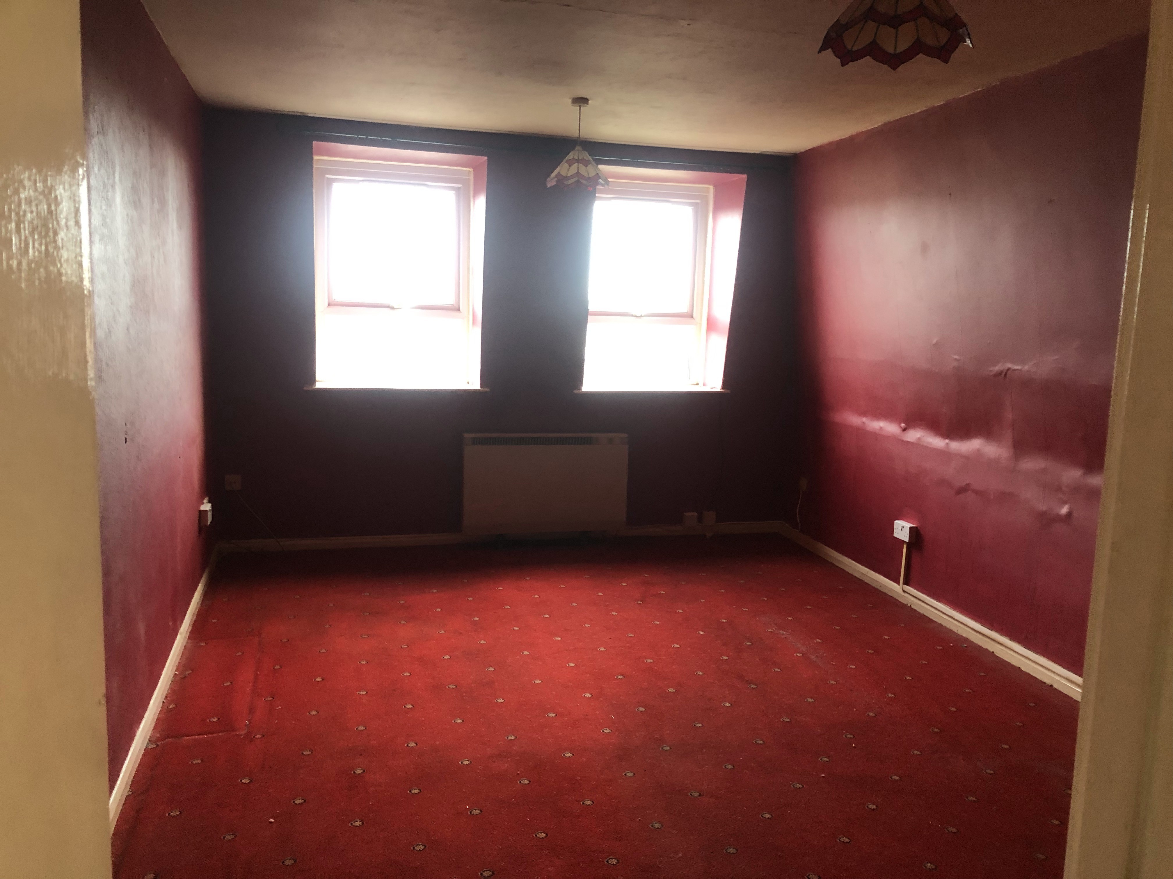 INVESTMENT/PART VACANT - Freehold Terrace Building