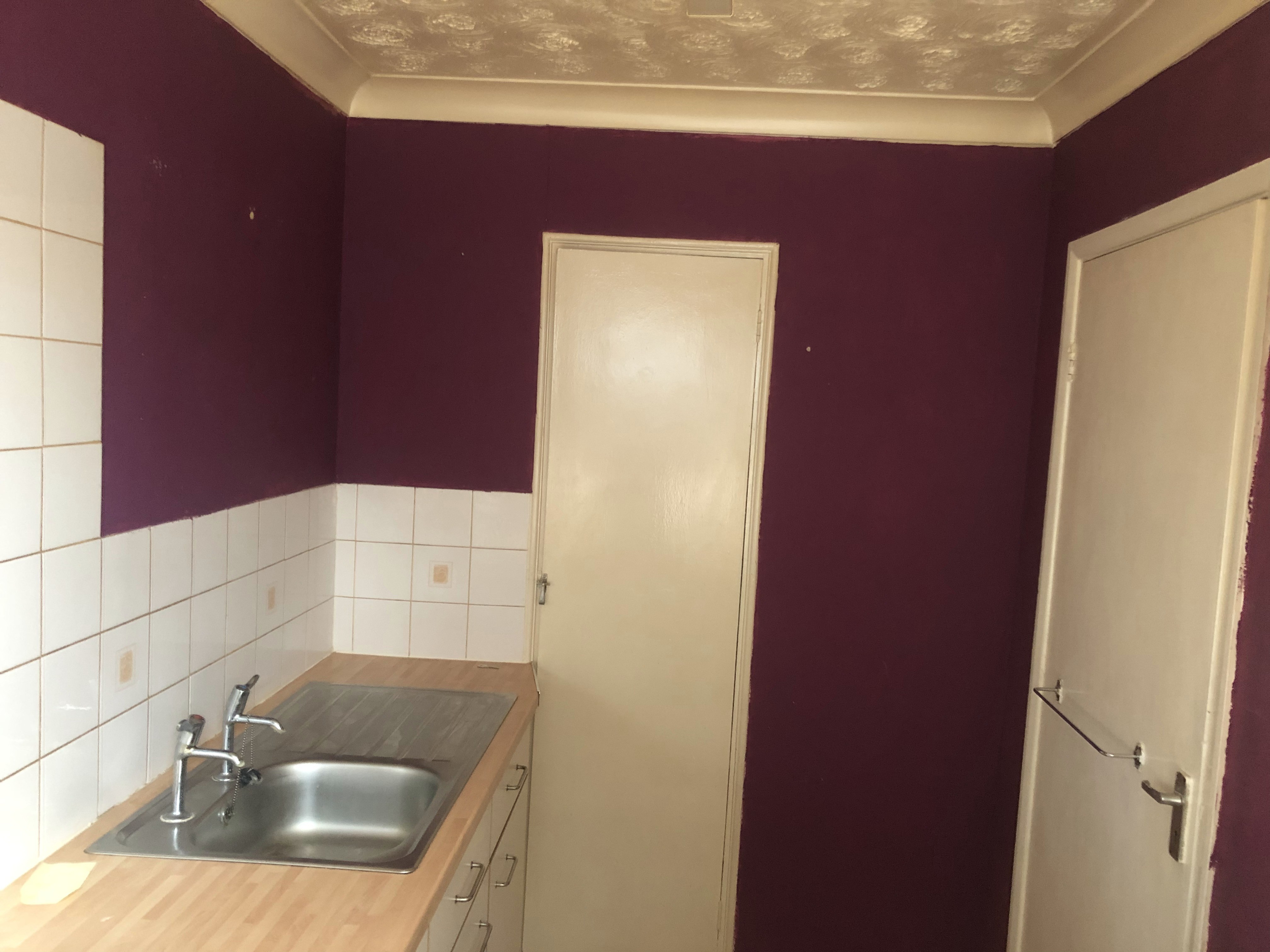 INVESTMENT/PART VACANT - Freehold Terrace Building
