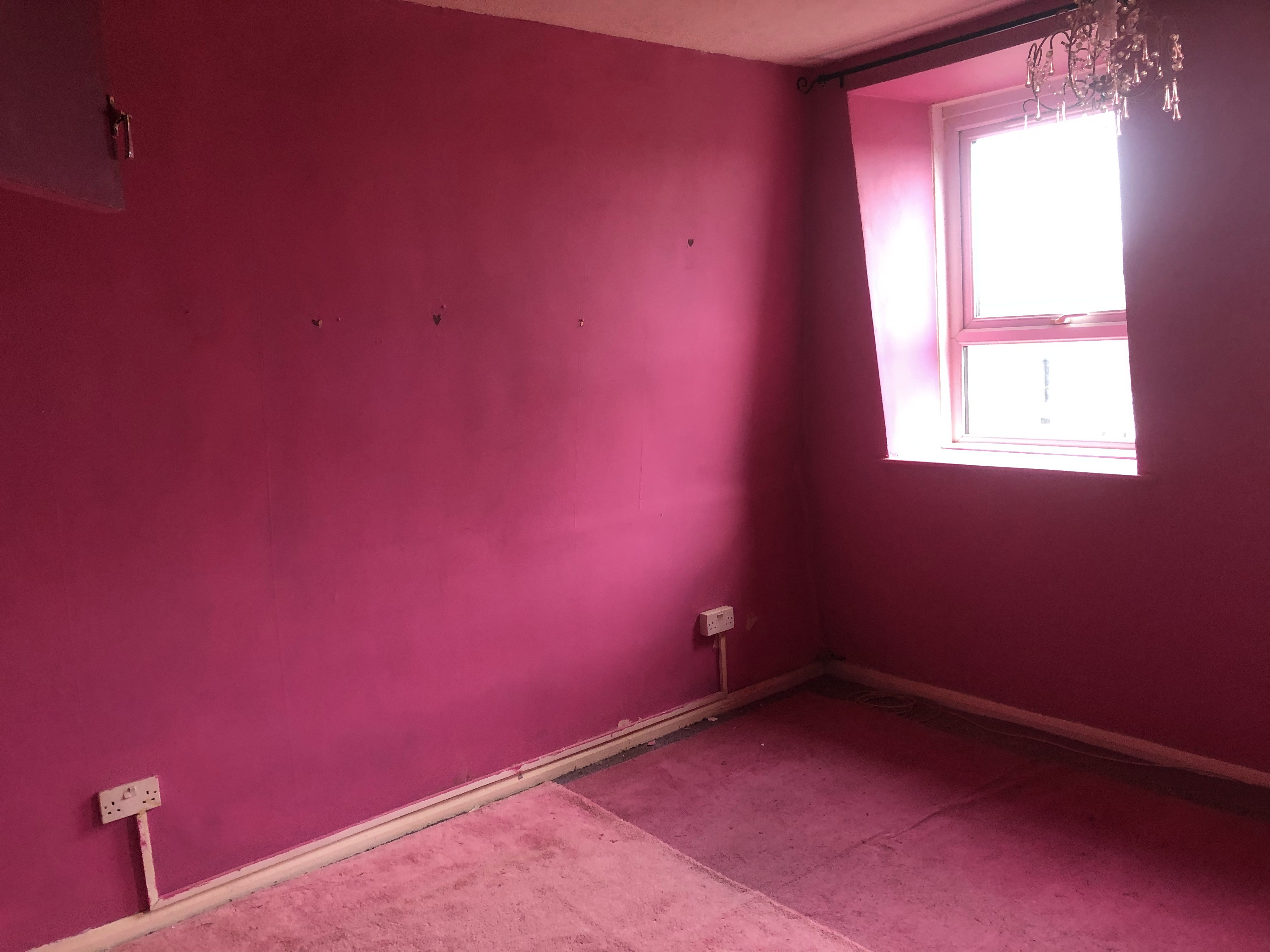 INVESTMENT/PART VACANT - Freehold Terrace Building