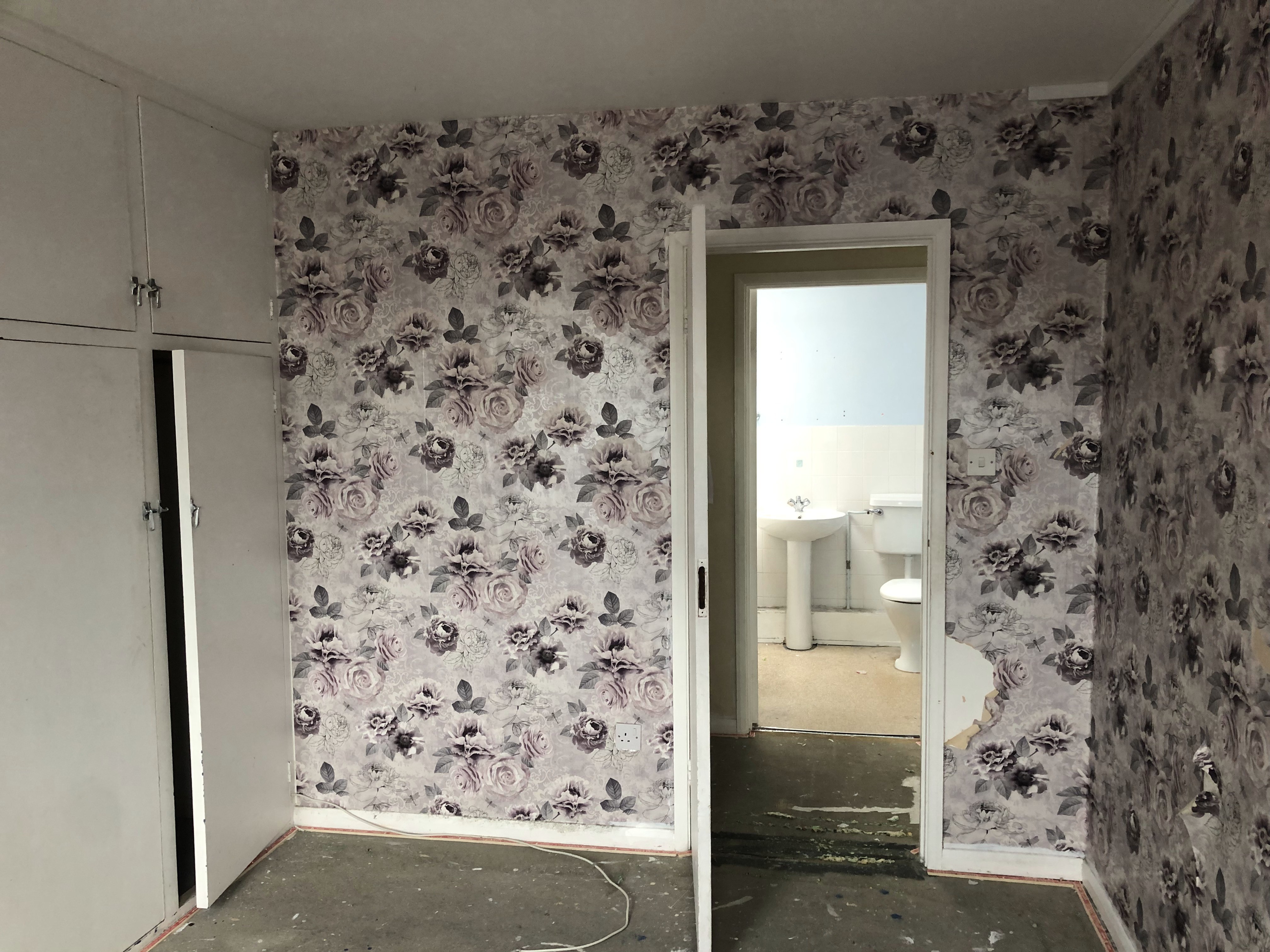 INVESTMENT/PART VACANT - Freehold Terrace Building