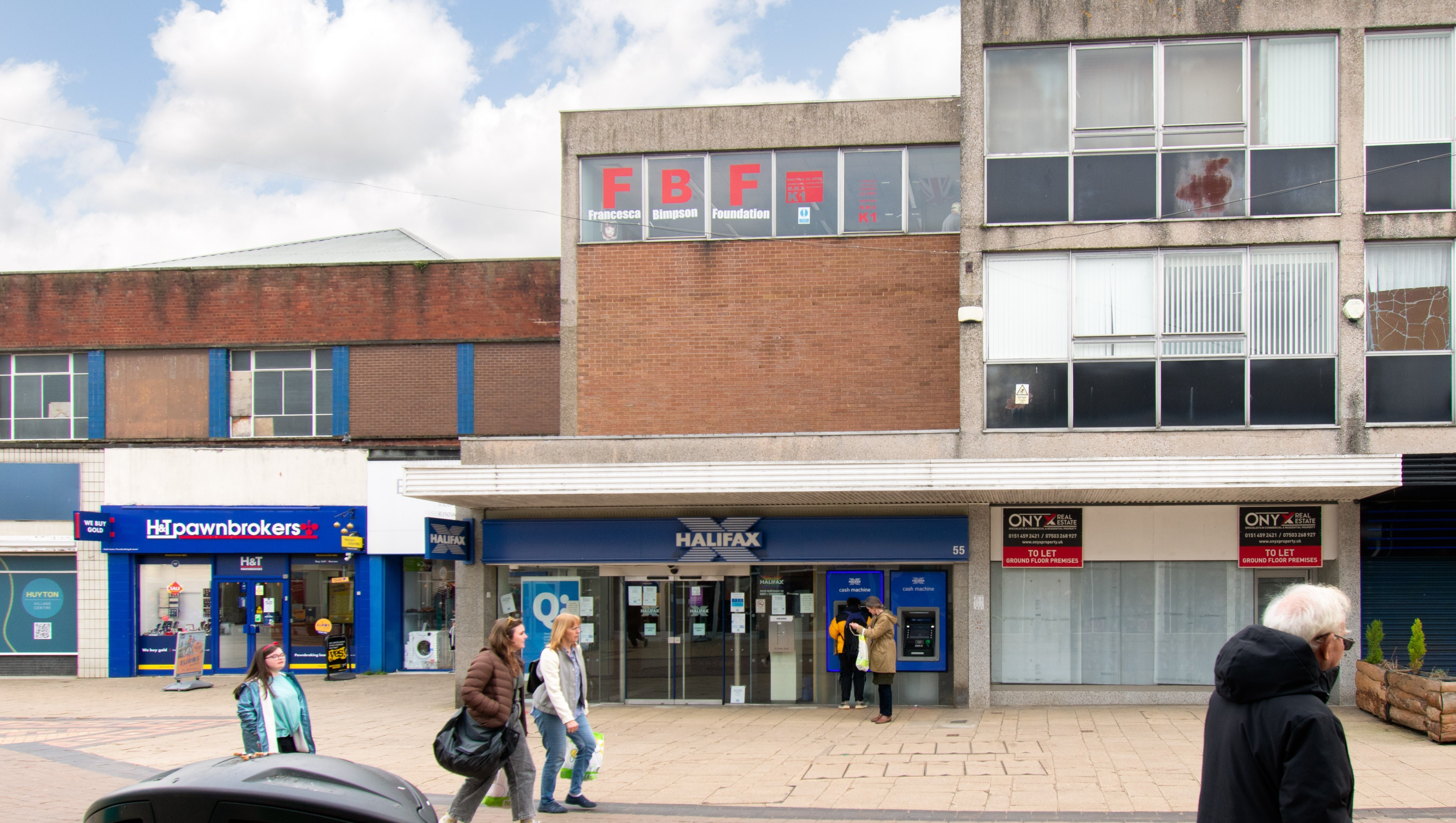 Leasehold Town Centre Bank Investment