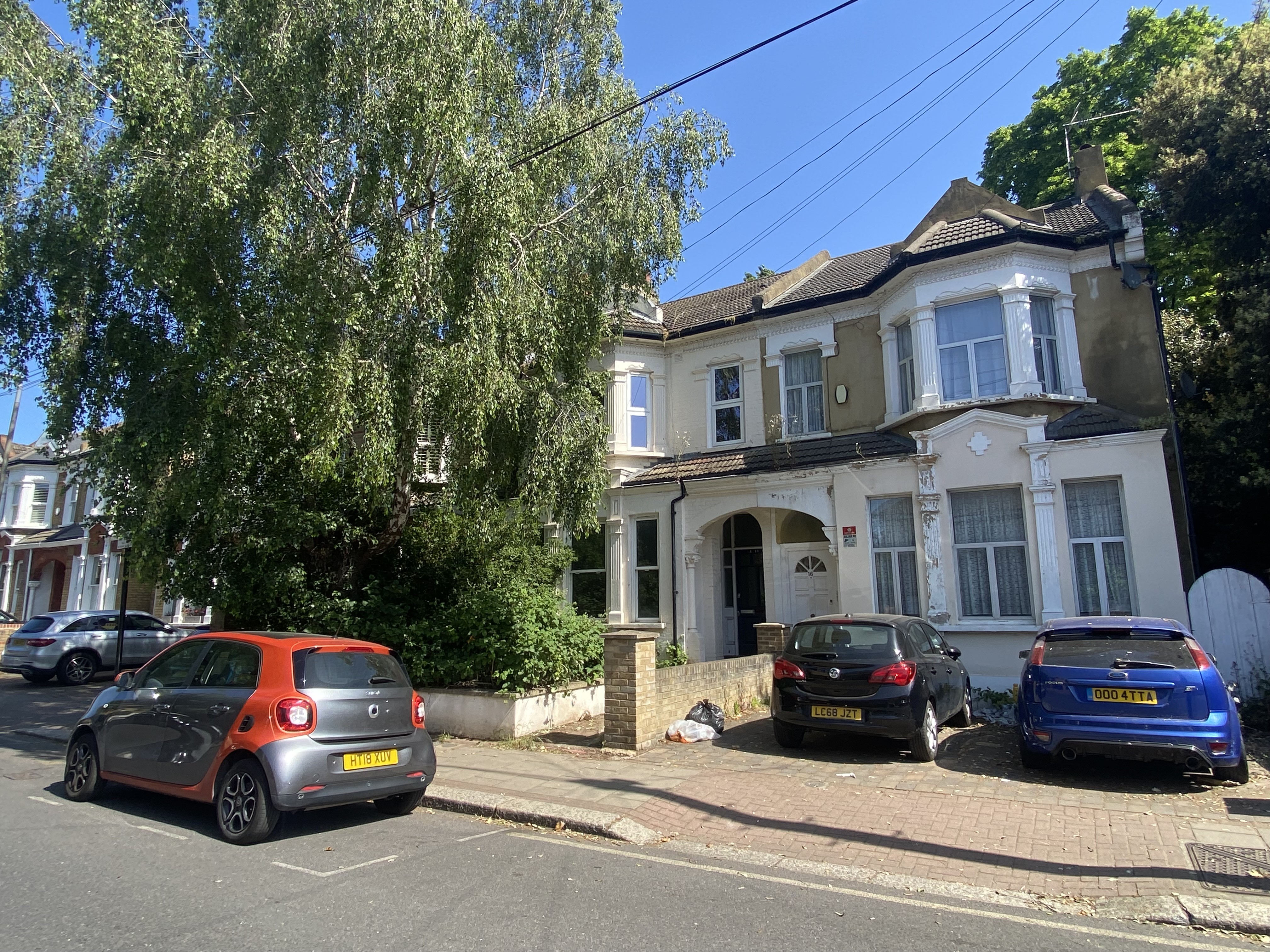 VACANT - Freehold Semi Detached Building