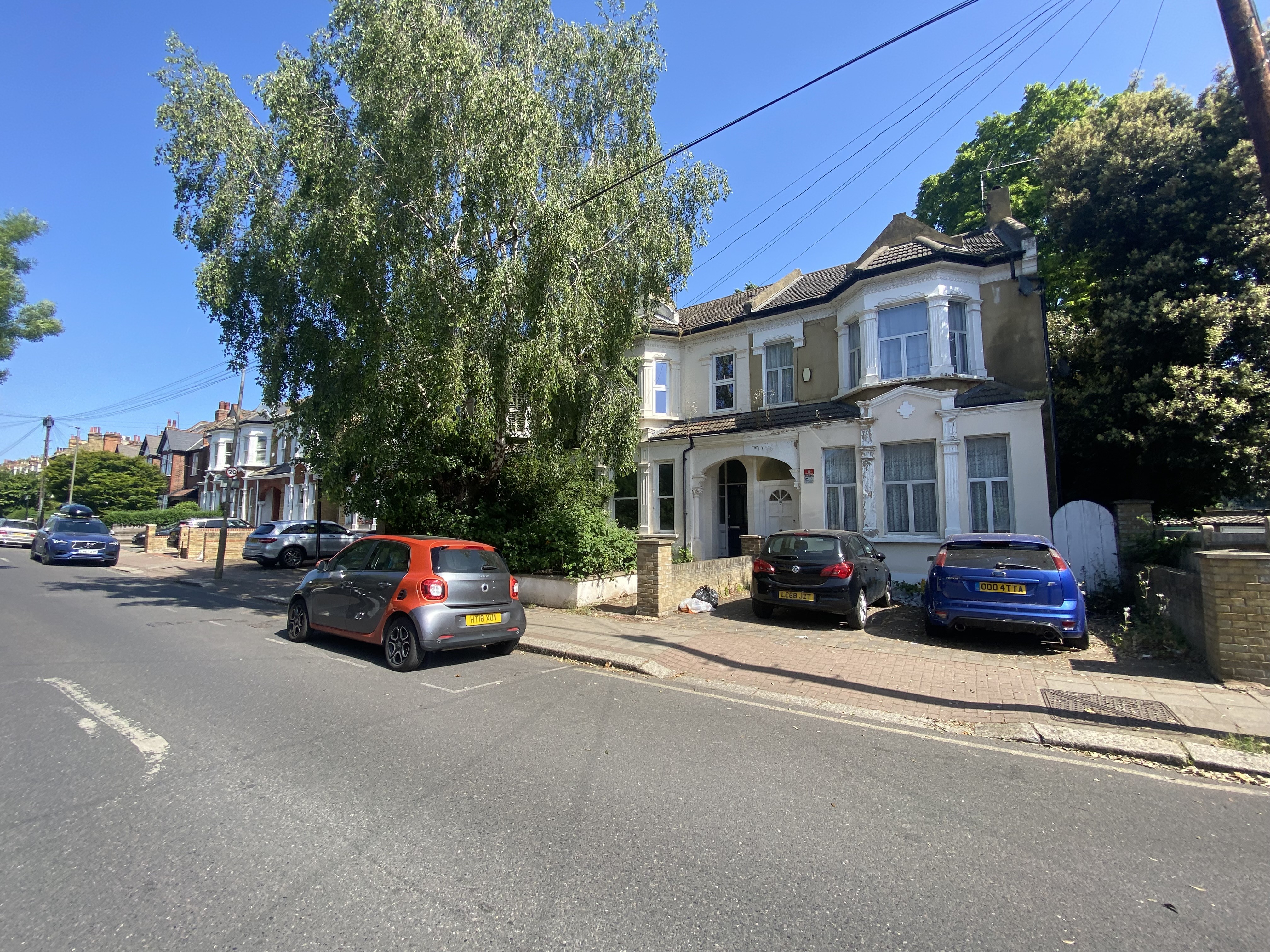 VACANT - Freehold Semi Detached Building