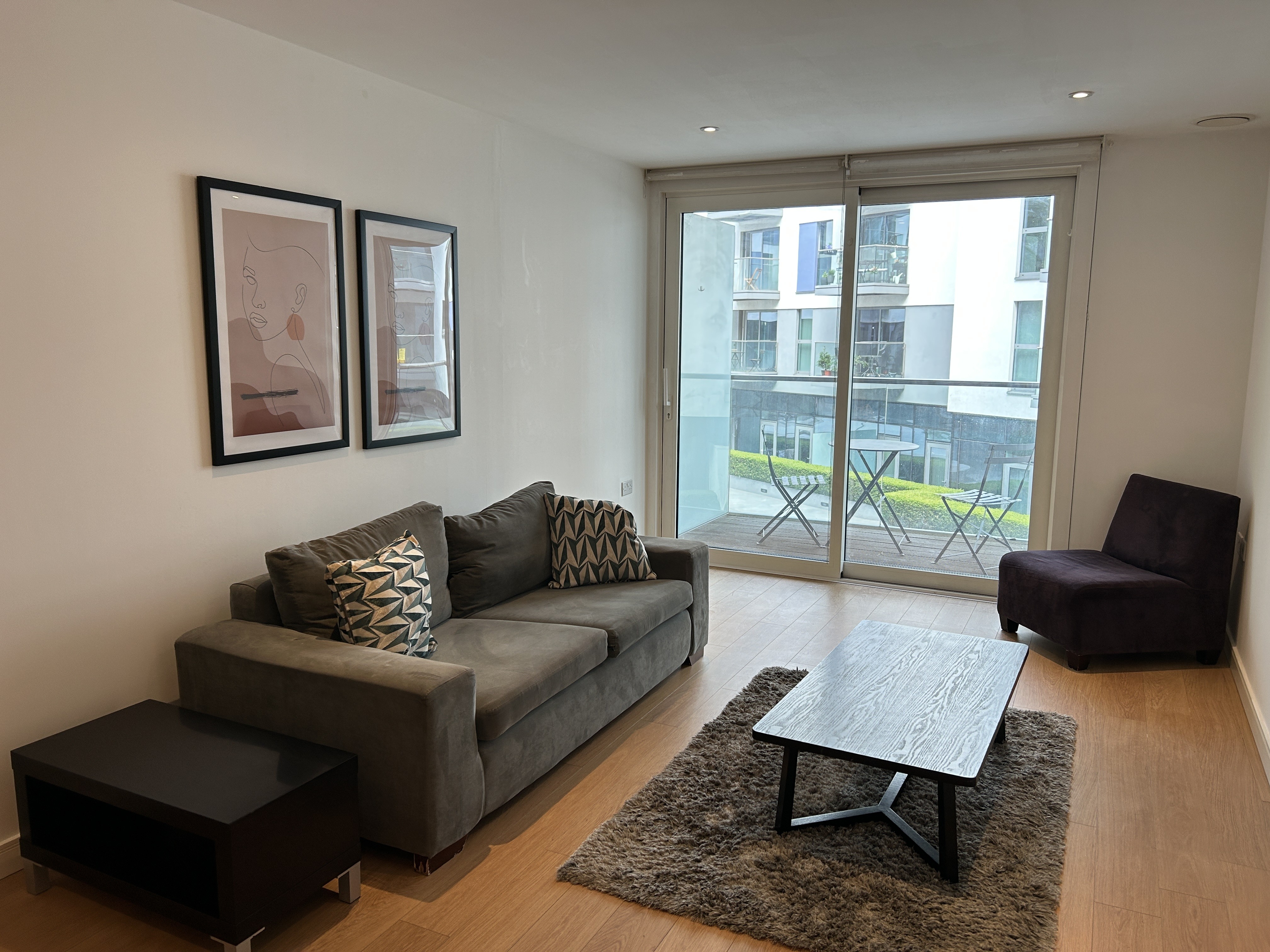 VACANT - Leasehold Self Contained Flat