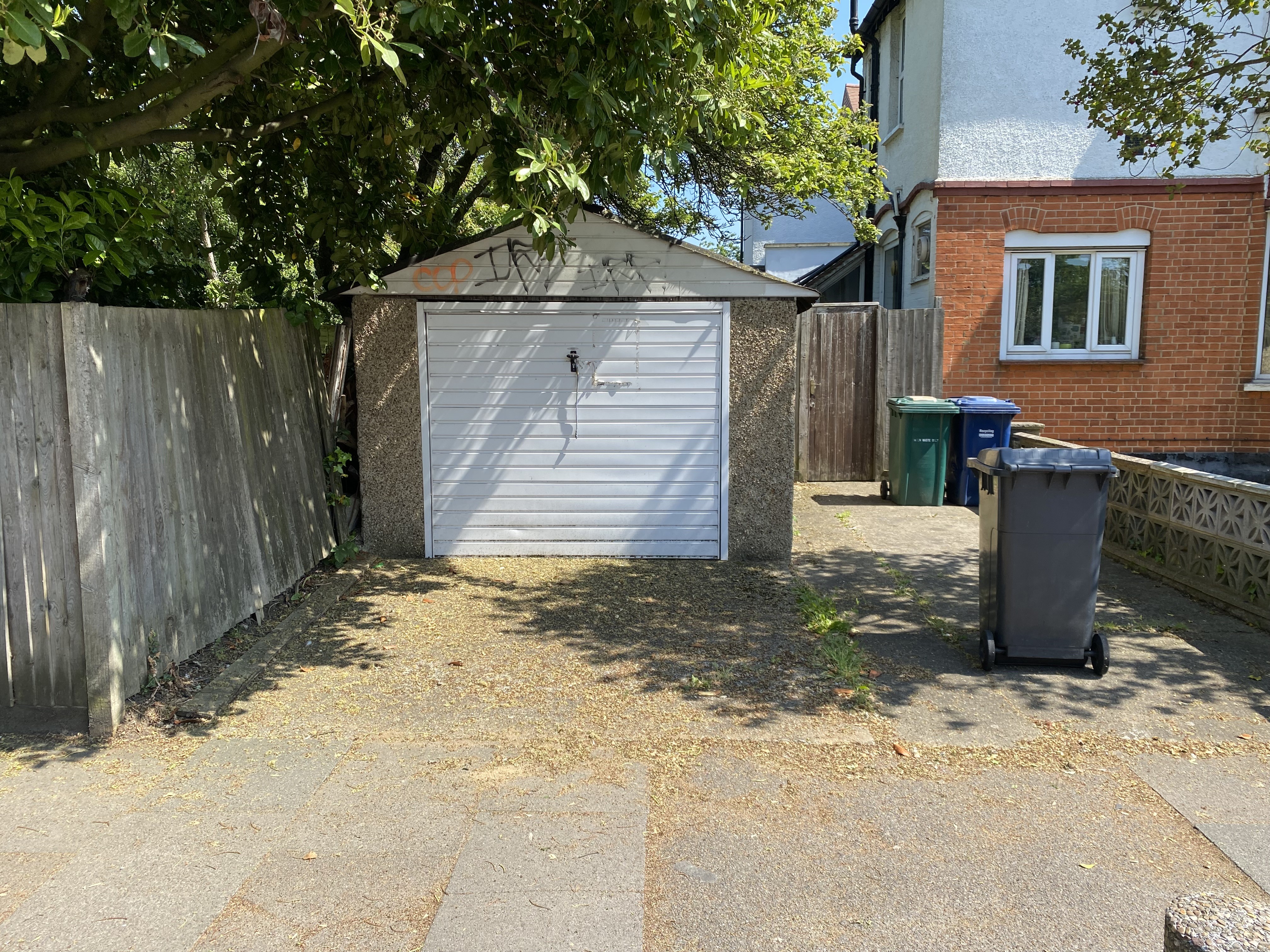 INVESTMENT - Freehold Semi-Detached House 