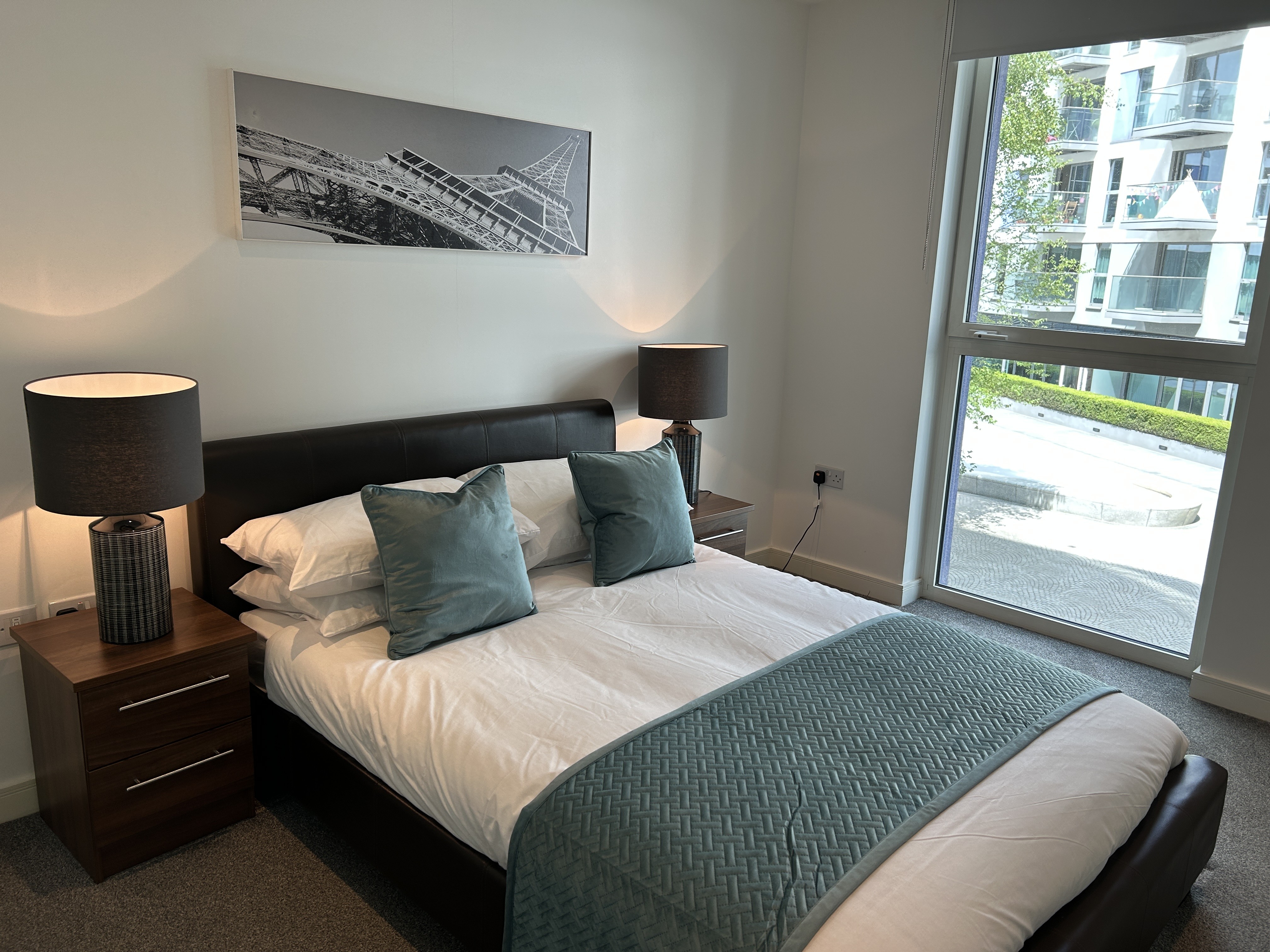 VACANT - Long Leasehold Self Contained First Floor Flat in a Berkeley Homes Development 