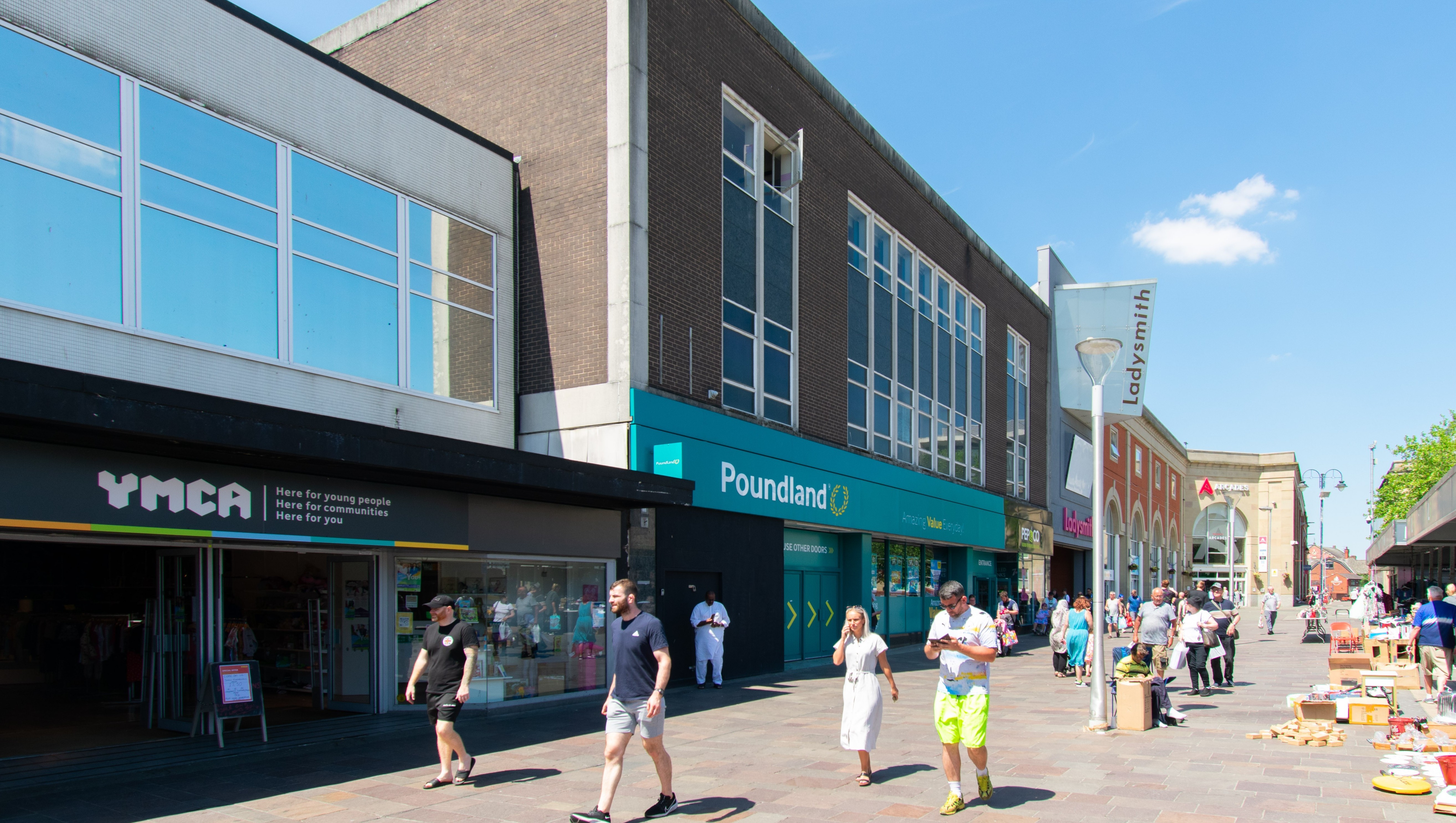 Substantial Freehold Shop and Ground Rent Investment