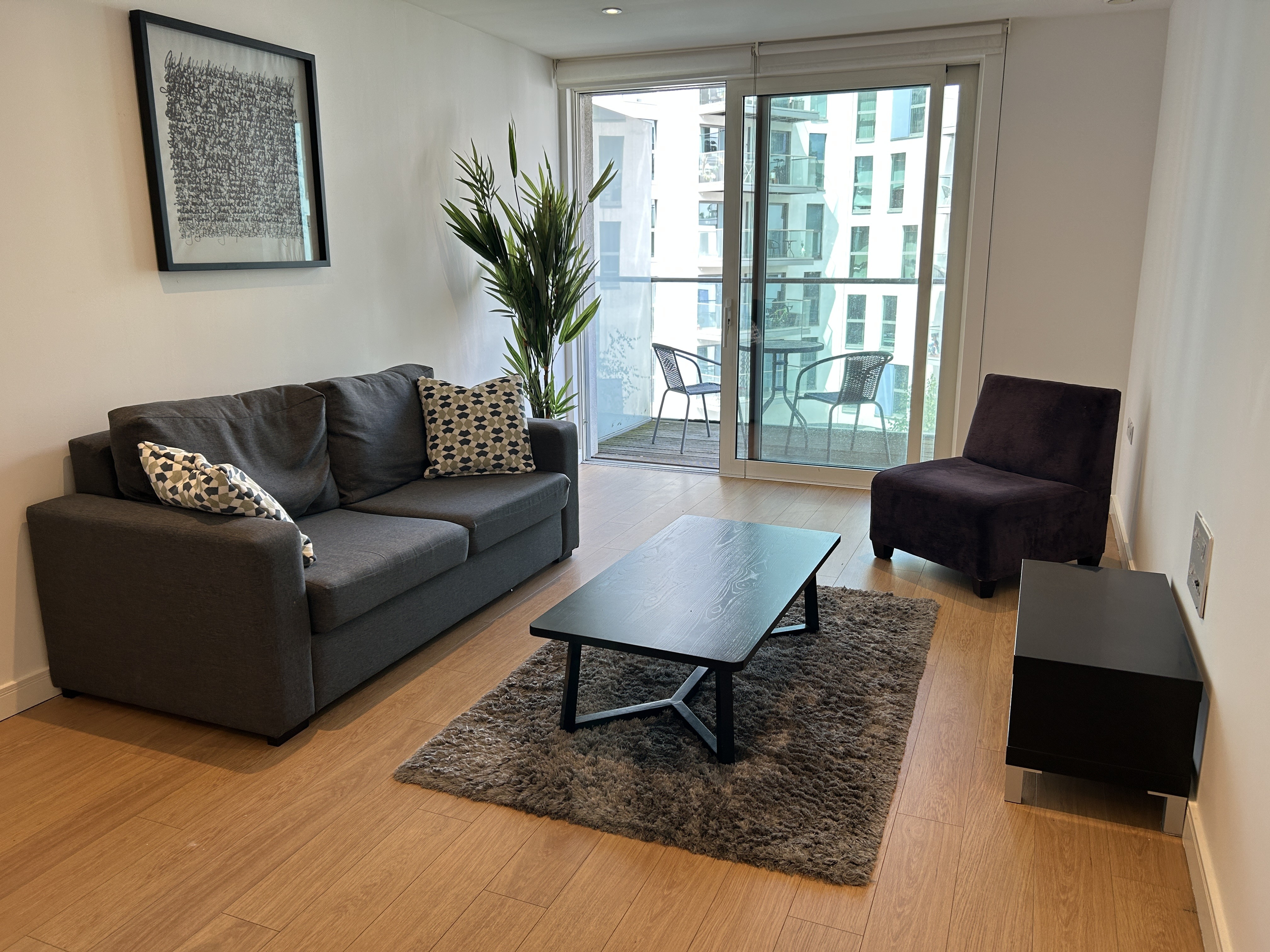VACANT - Long Leasehold Self Contained Fourth Floor Flat in a Berkeley Homes Development 