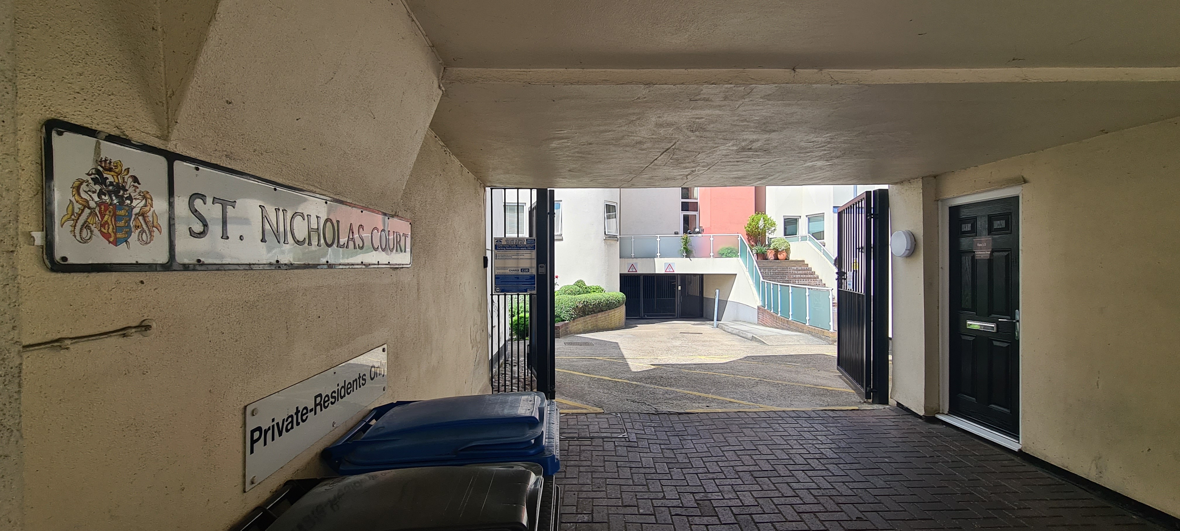 VACANT - Leasehold Self Contained Ground Floor Flat