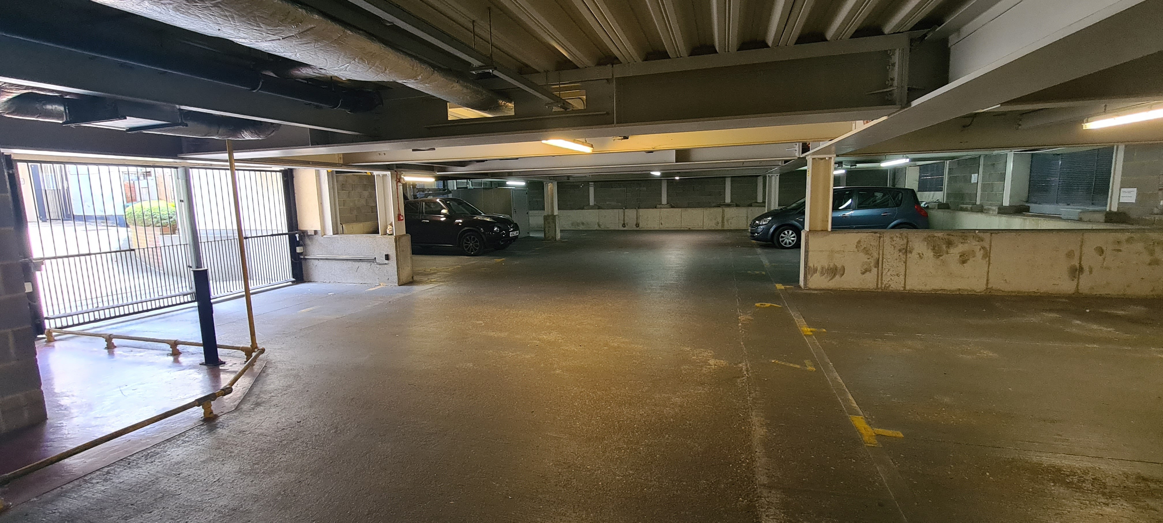 VACANT - Leasehold Self Contained Ground Floor Flat