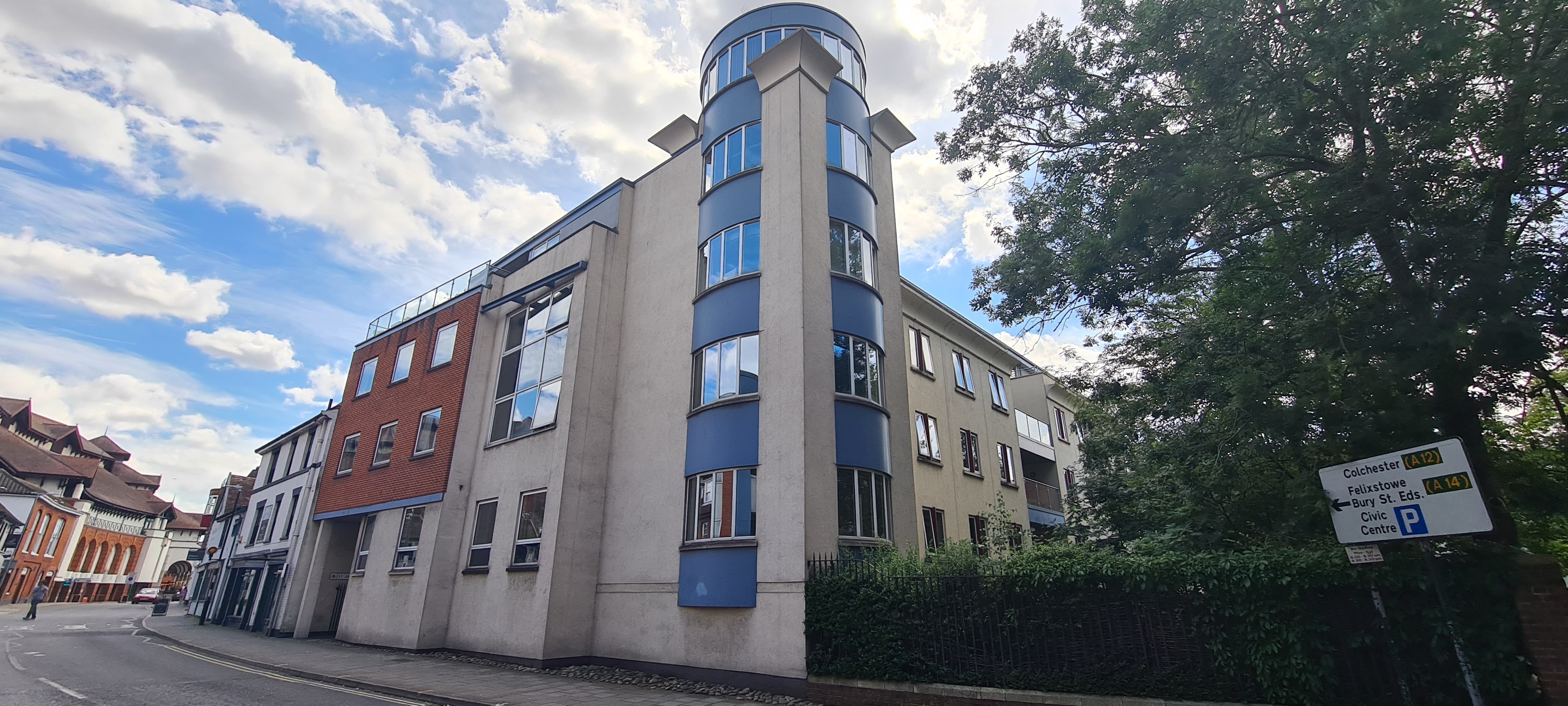 VACANT - Leasehold Self Contained Ground Floor Flat