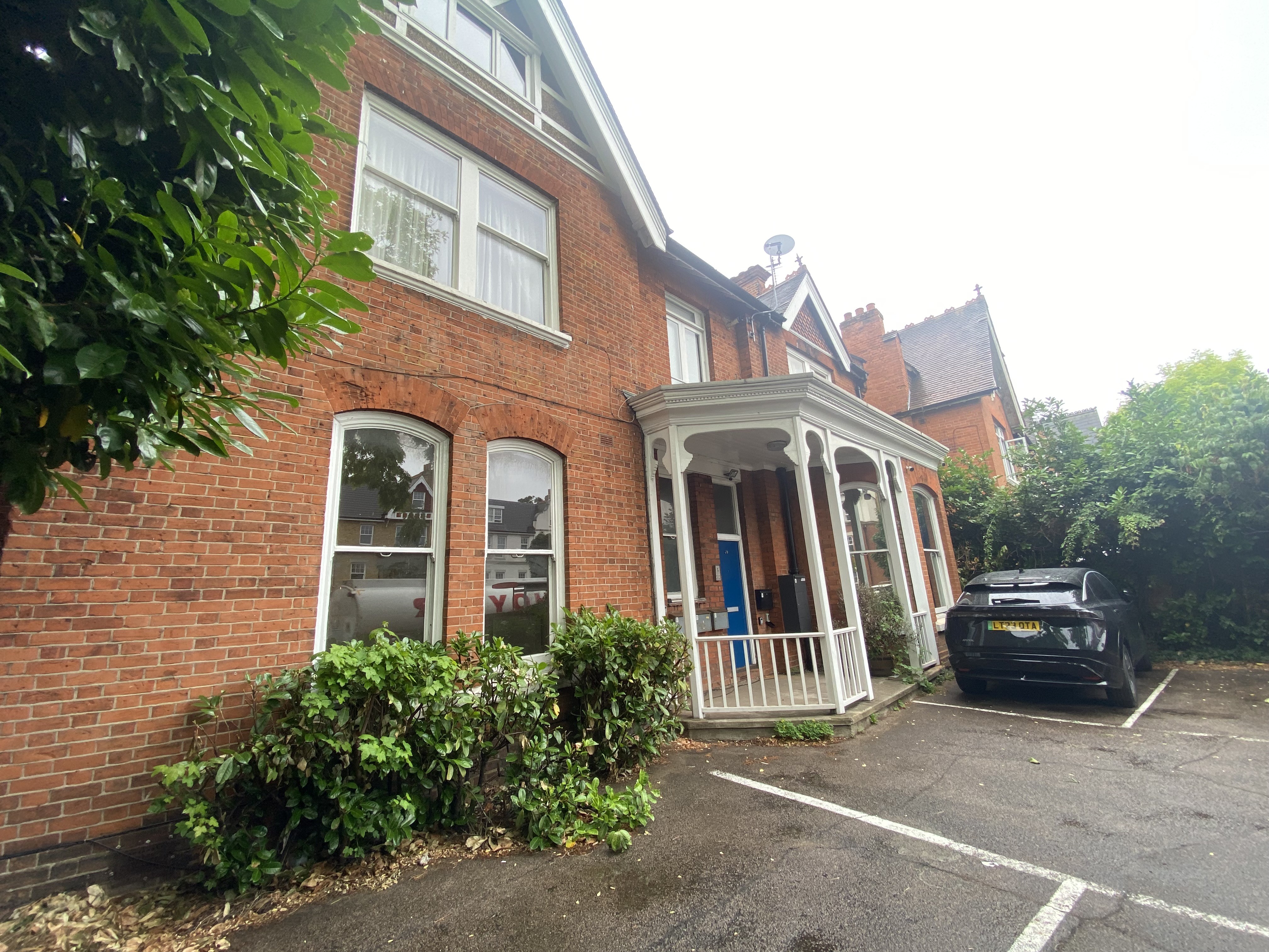 VACANT - Leasehold Self Contained Ground Floor Flat
