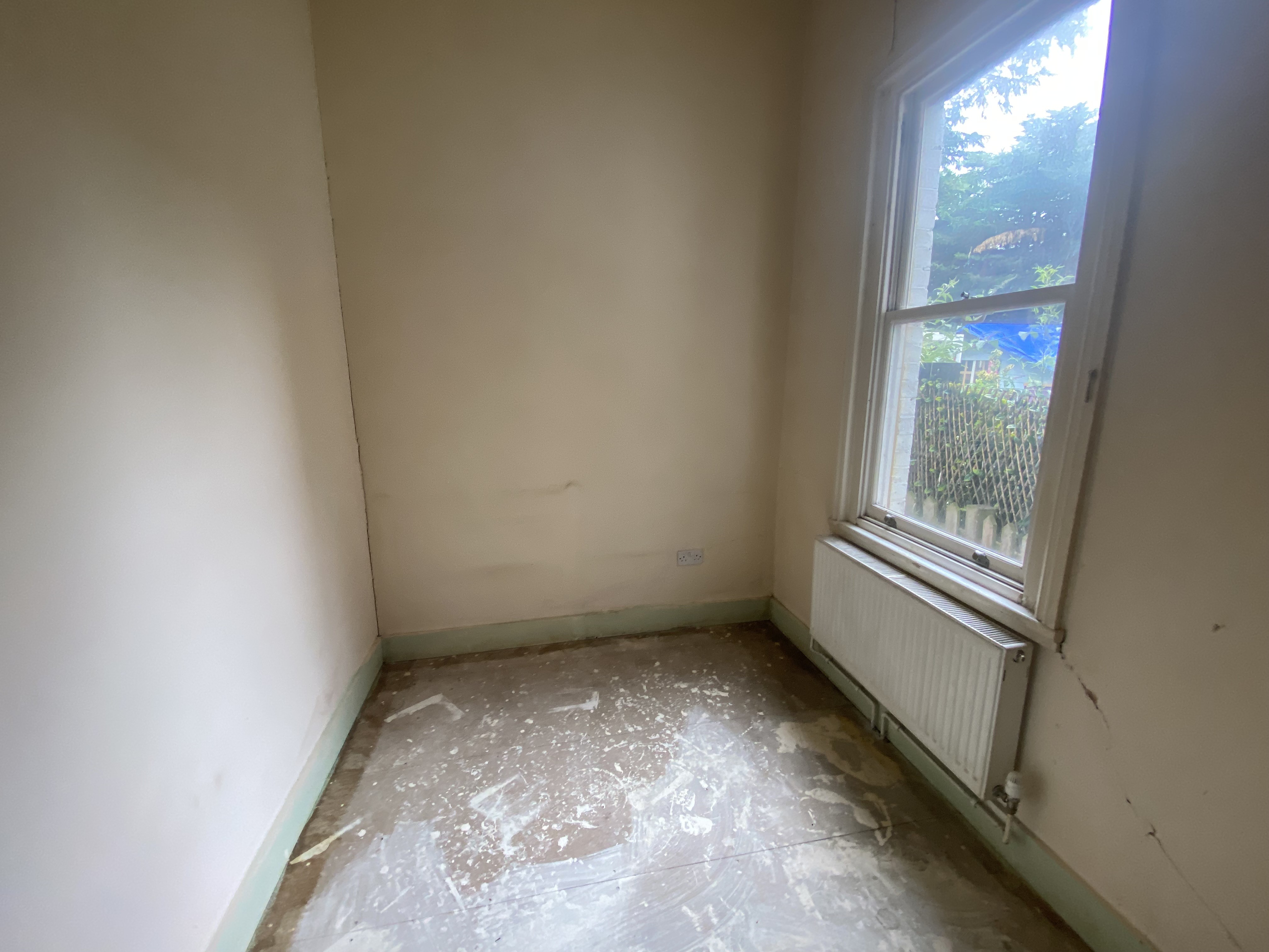 VACANT - Leasehold Self Contained Ground Floor Flat
