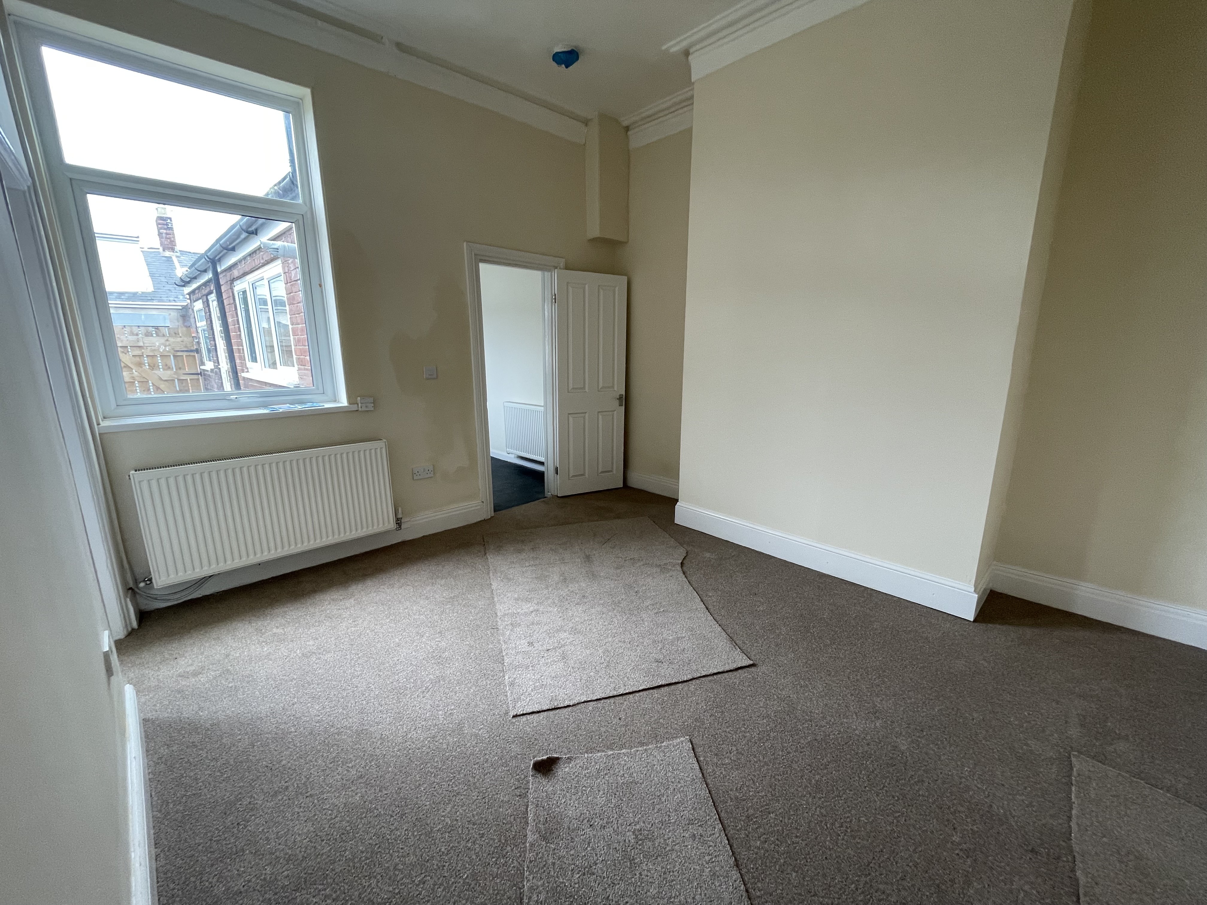VACANT - Freehold Mid Terrace Bungalow