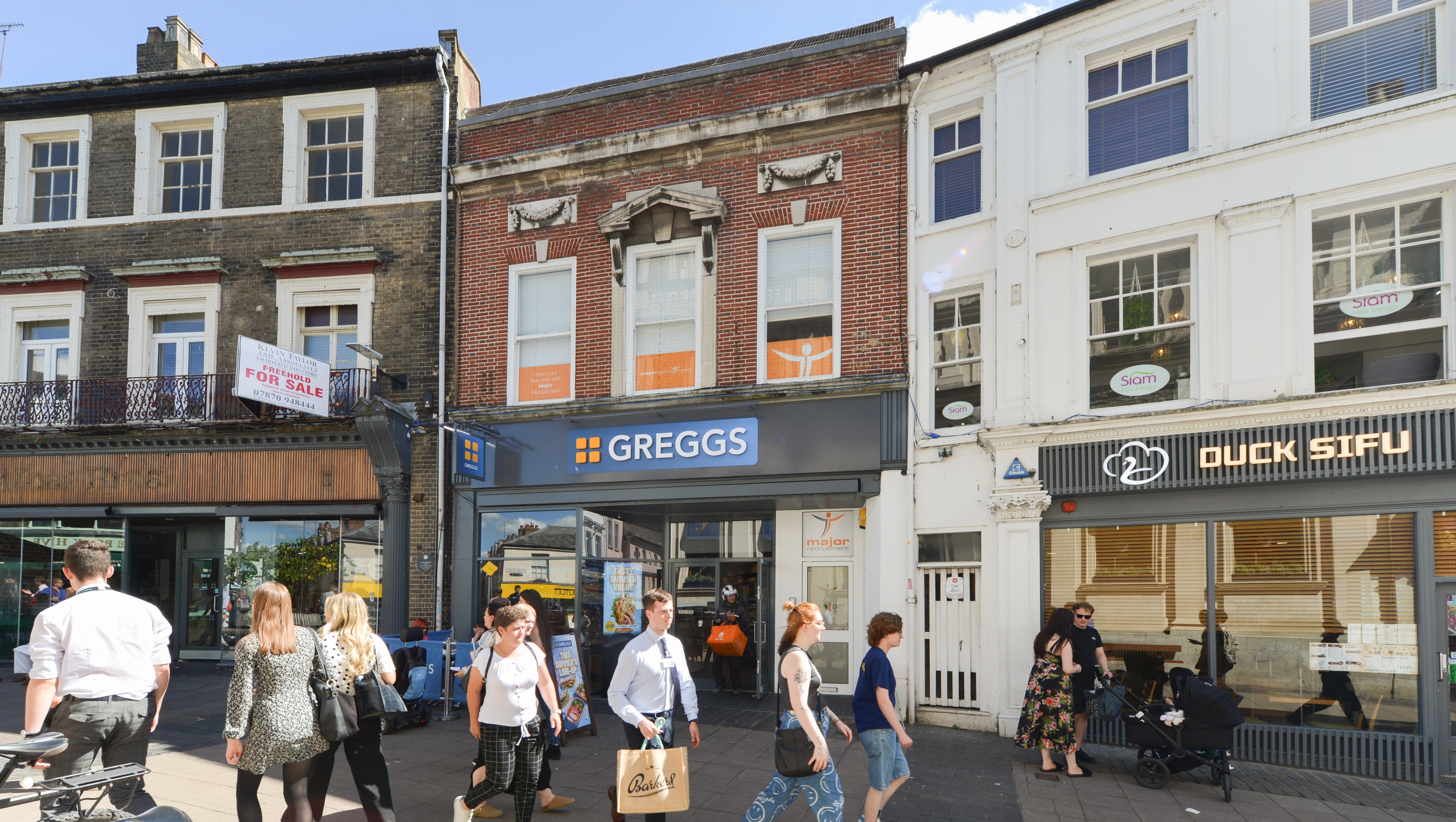 Freehold Shop and Office Investment
