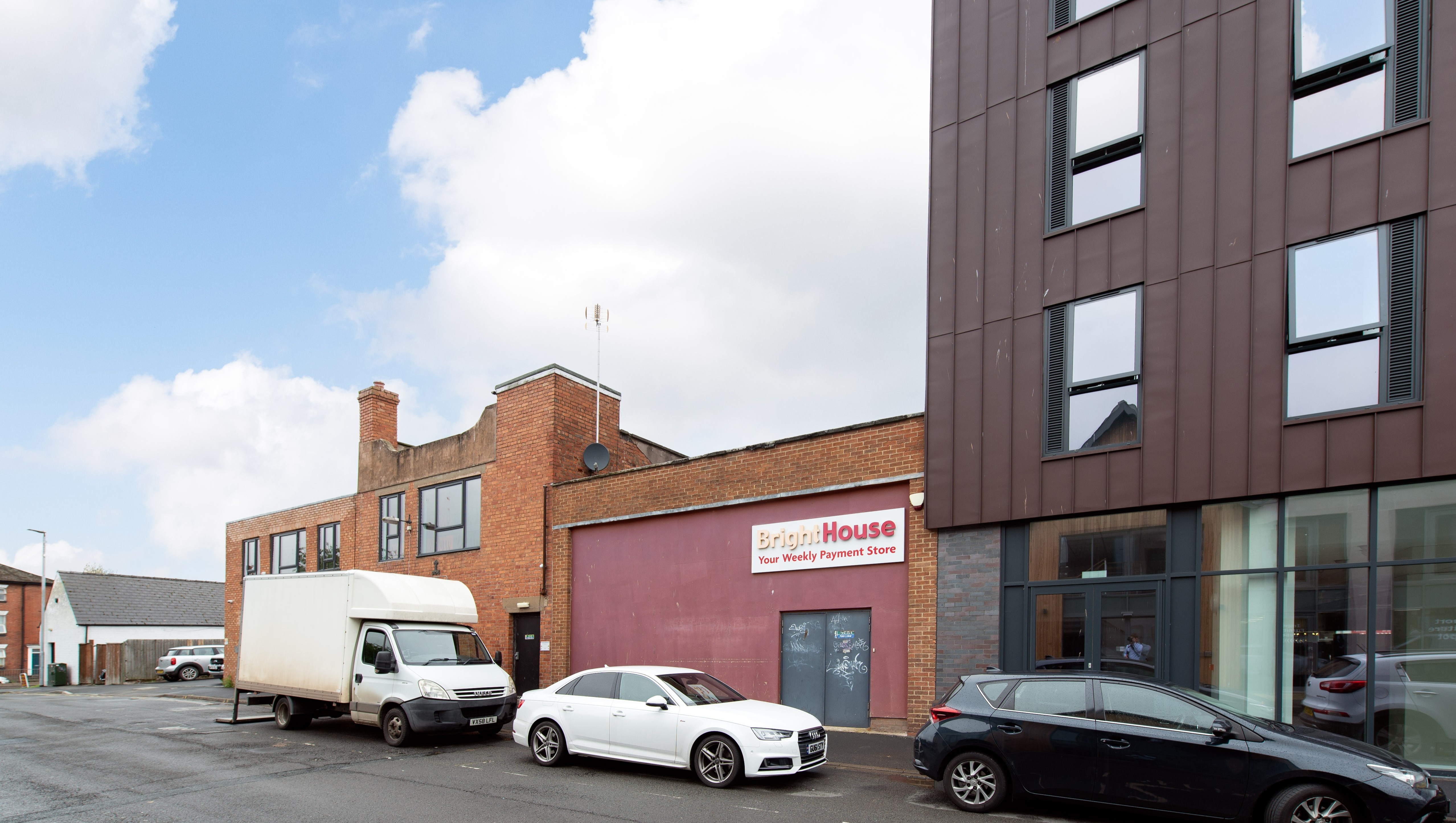 Vacant Freehold Shop with Planning Consent