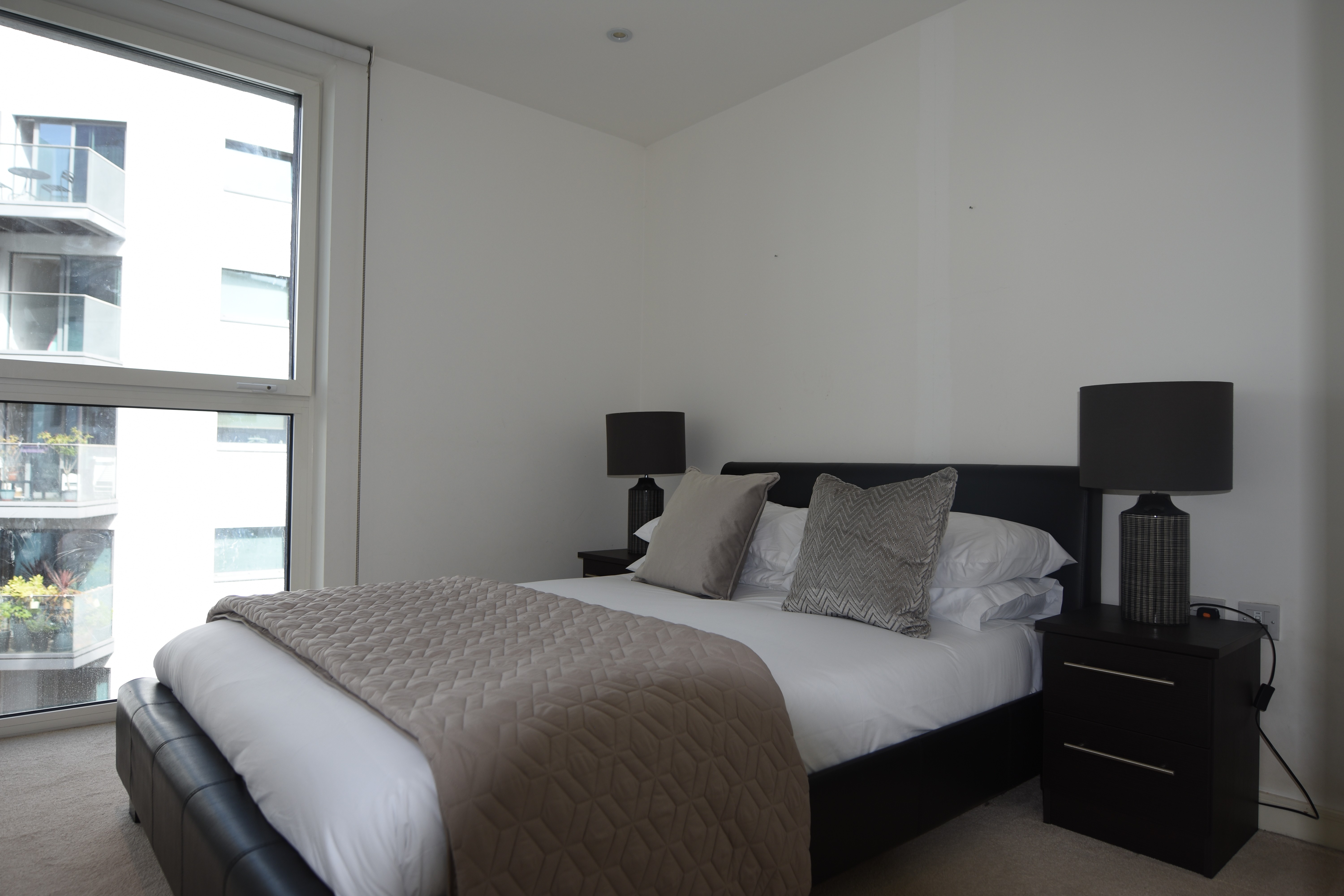 VACANT - Long Leasehold Self Contained Fourth Floor Flat in a Berkeley Homes Development