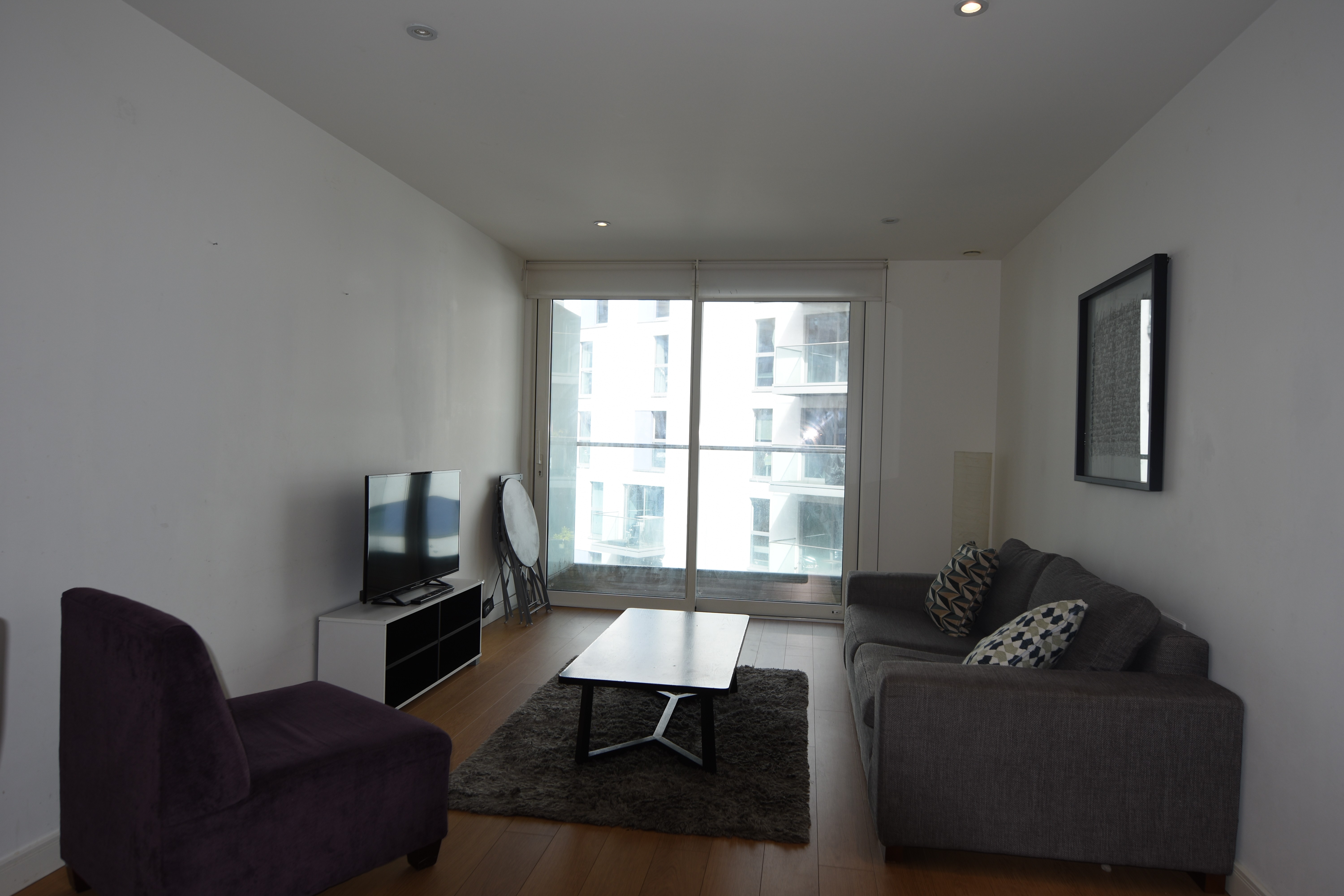 VACANT - Long Leasehold Self Contained Fourth Floor Flat in a Berkeley Homes Development