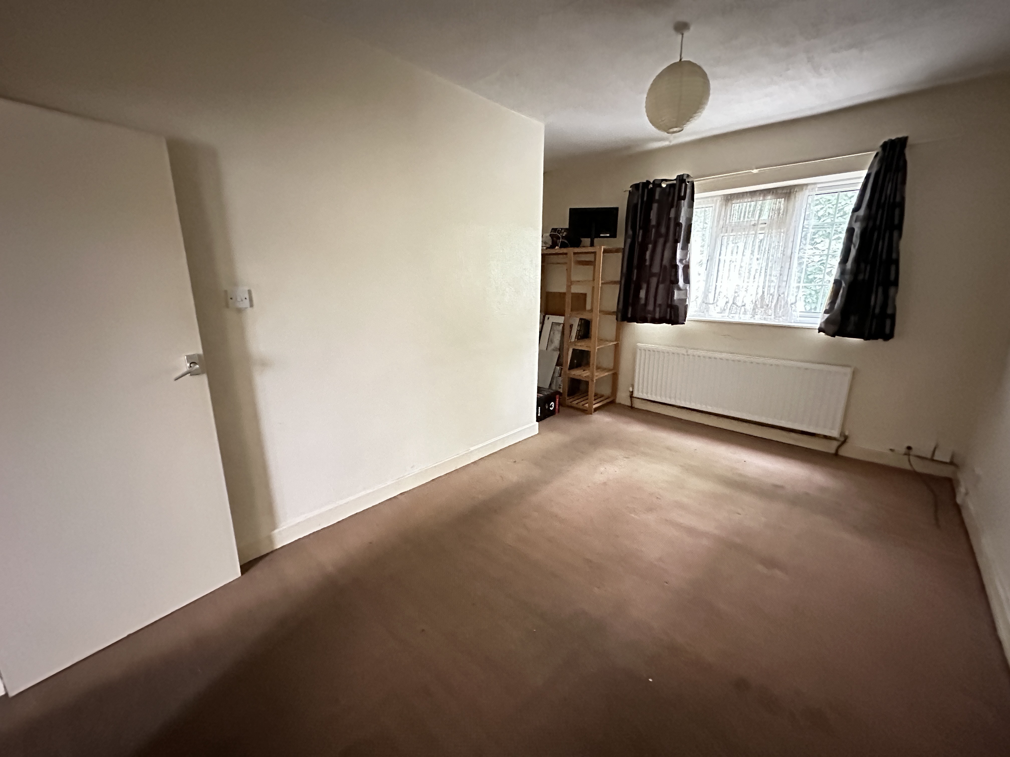 VACANT - Freehold Mid Terrace Building 