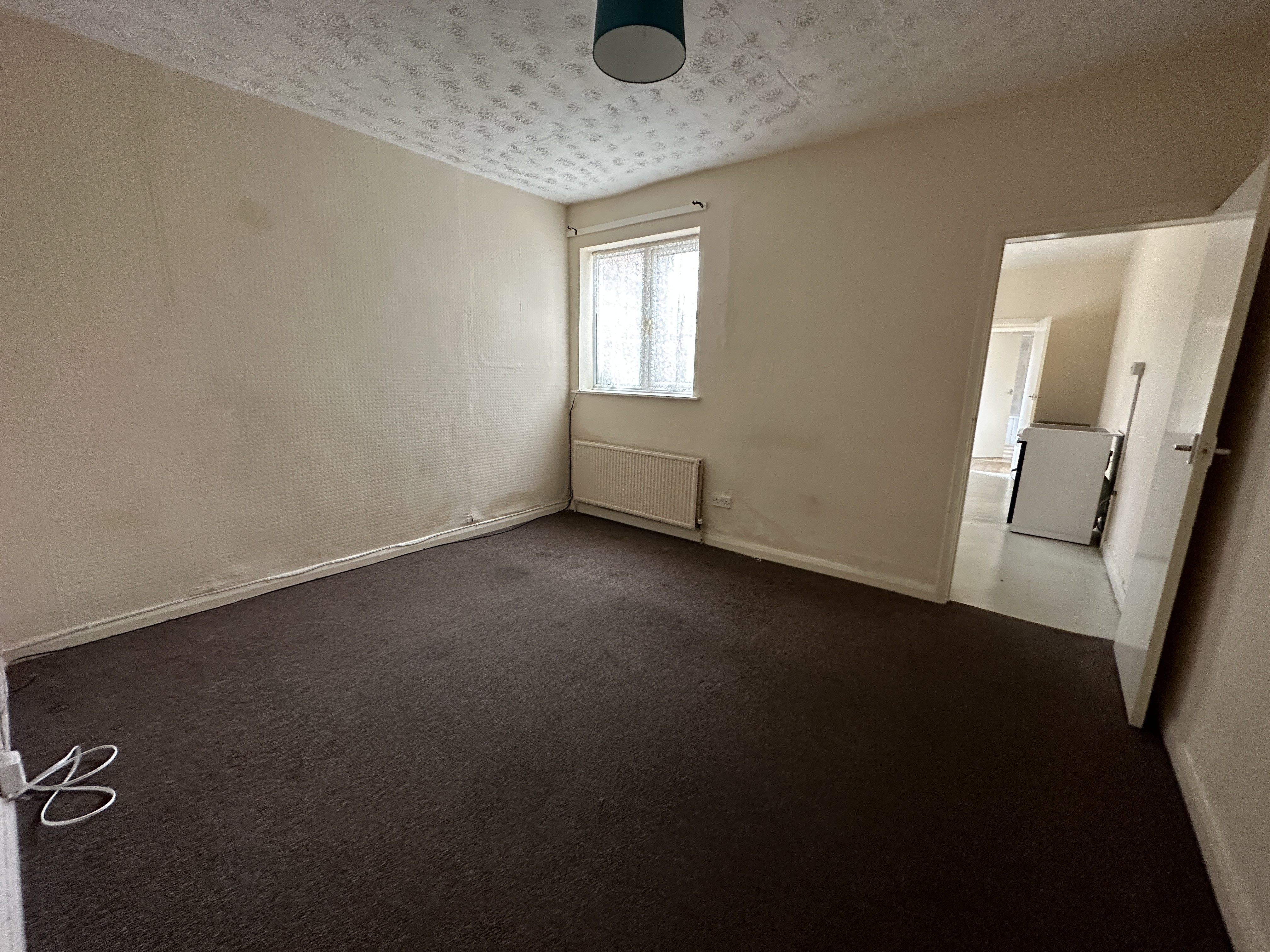 VACANT - Freehold Mid Terrace Building 