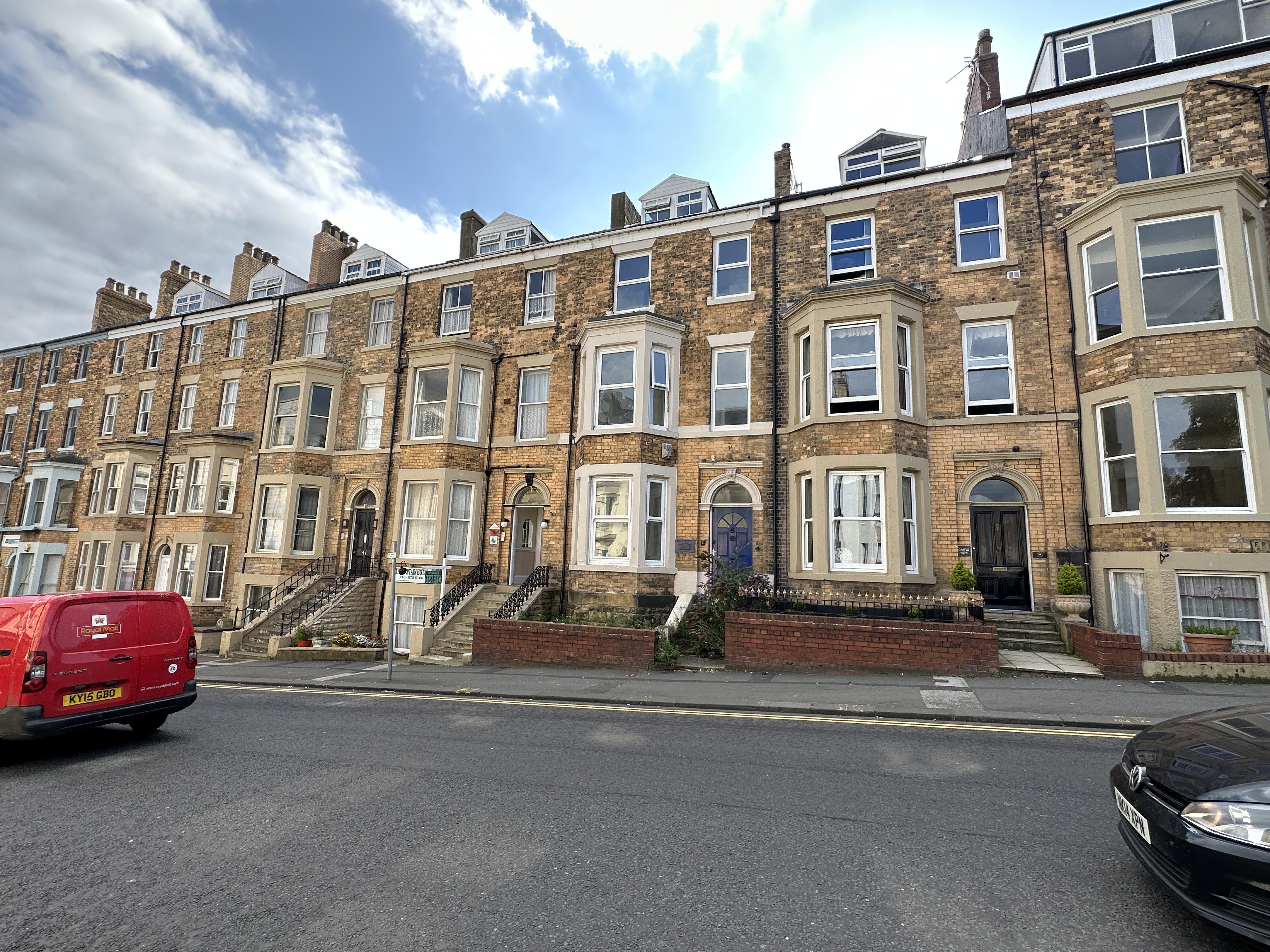 VACANT - Freehold Mid Terrace House